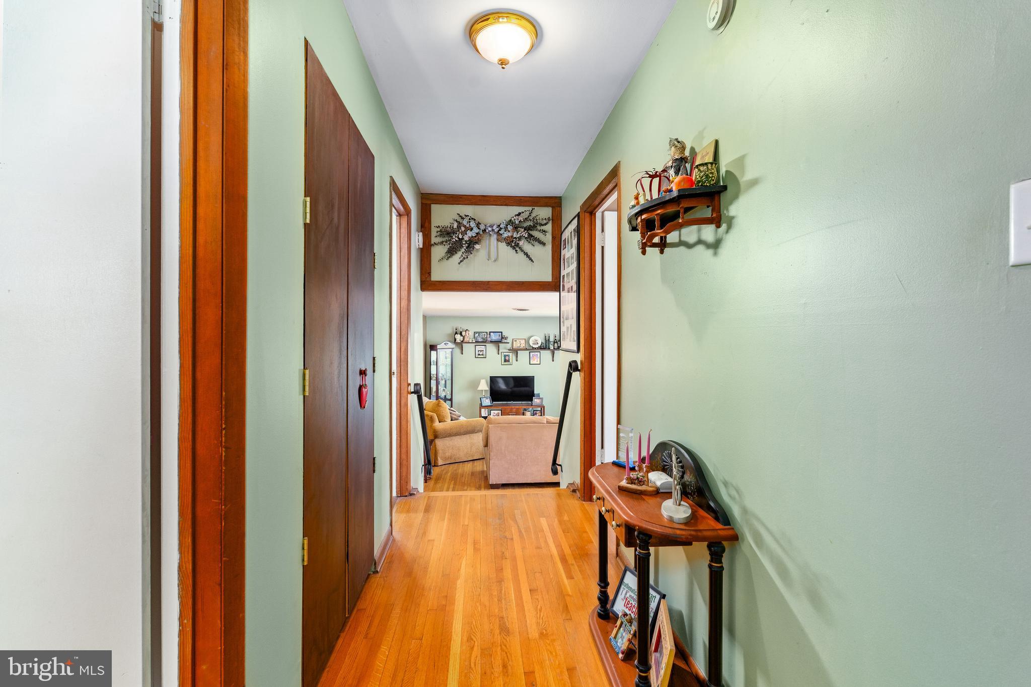 BUCK HILL - Residential
