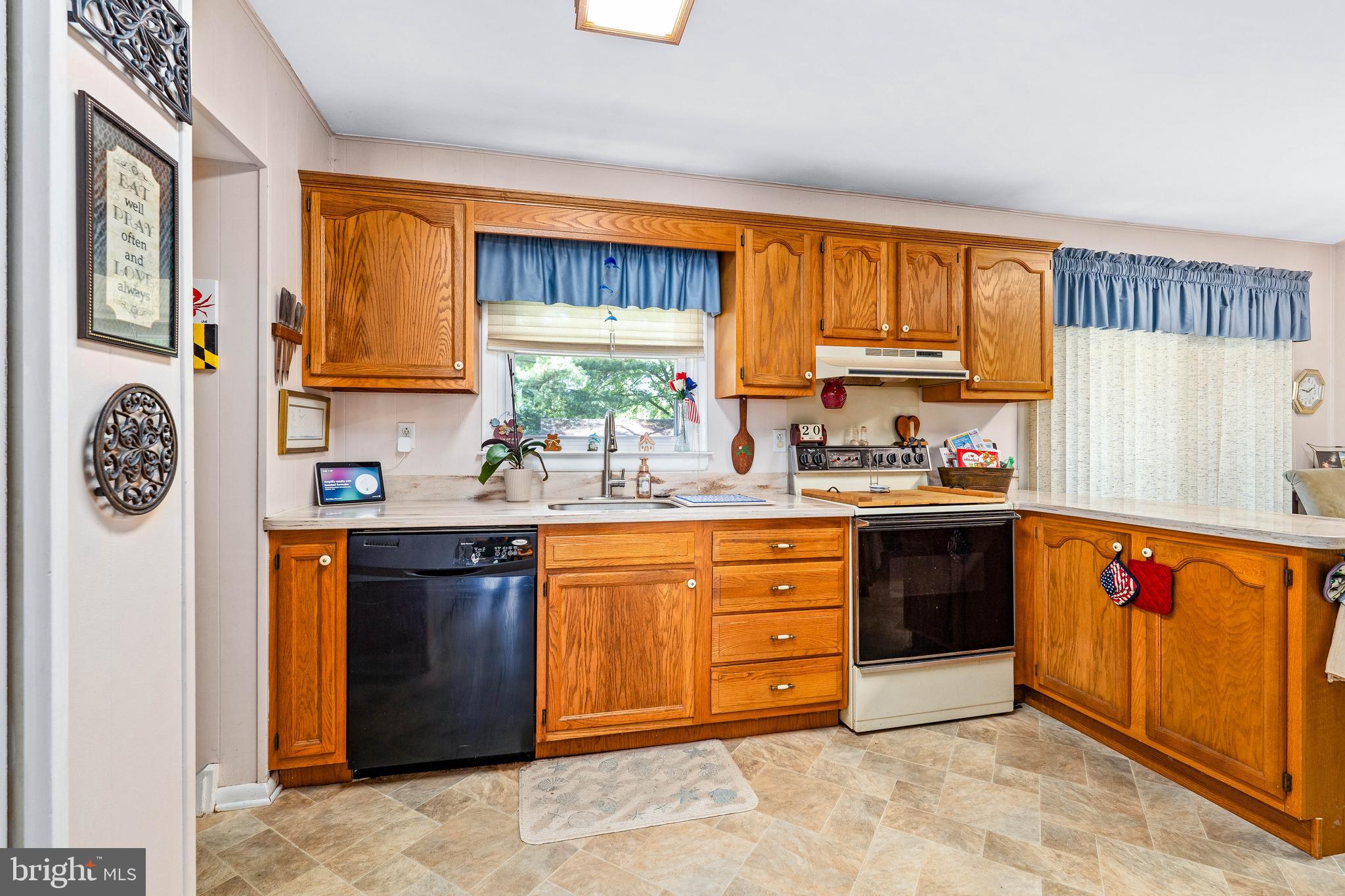 BUCK HILL - Residential