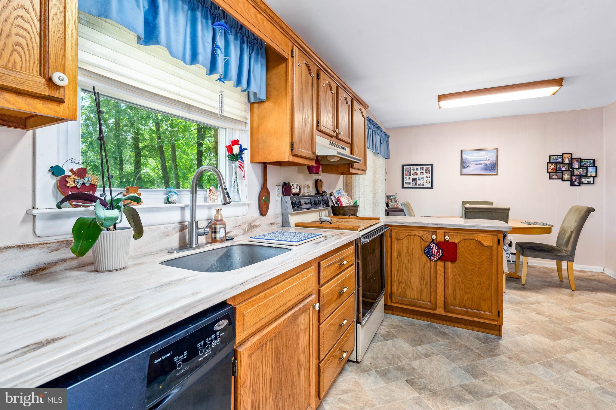 BUCK HILL - Residential
