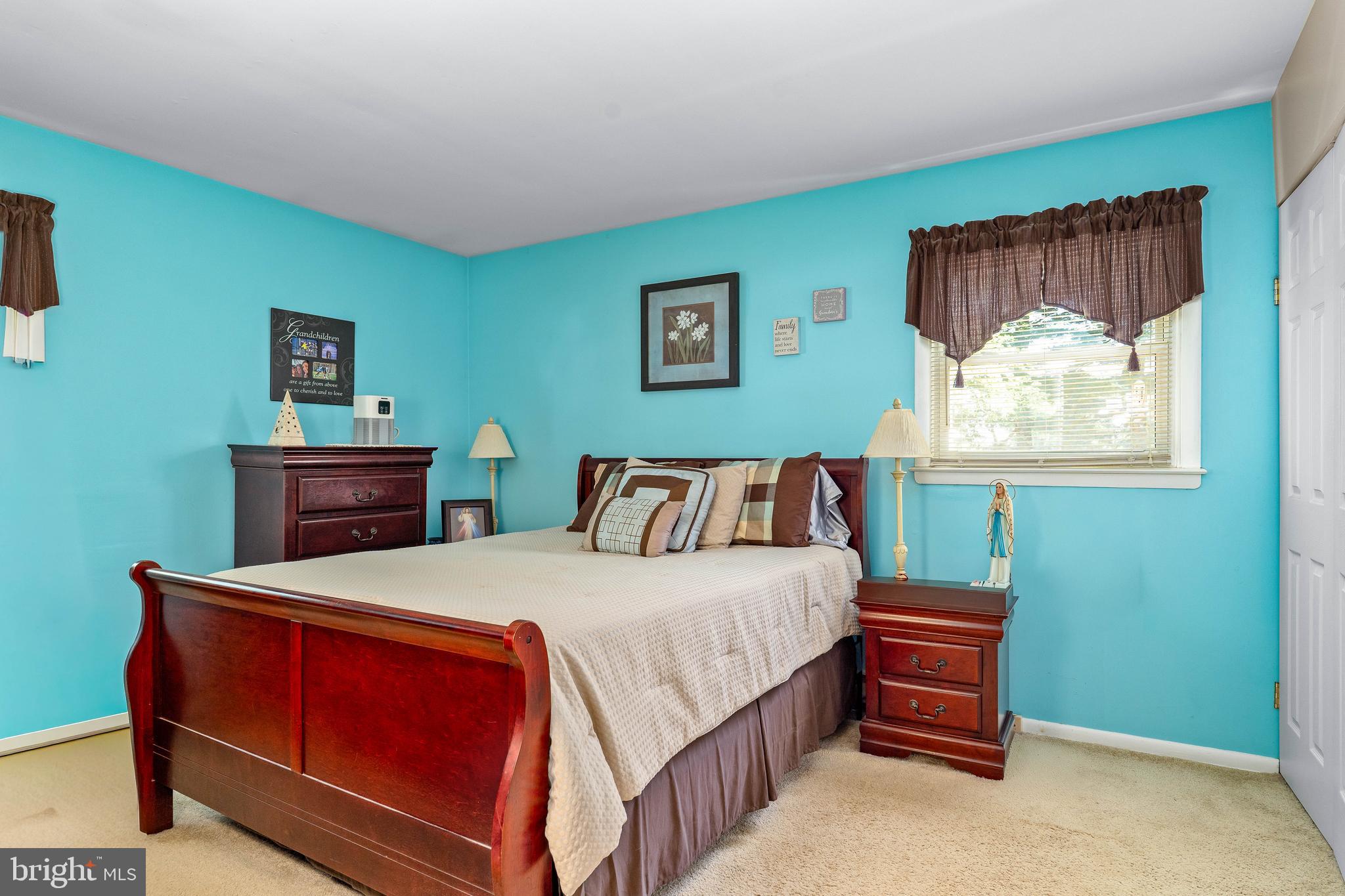 BUCK HILL - Residential