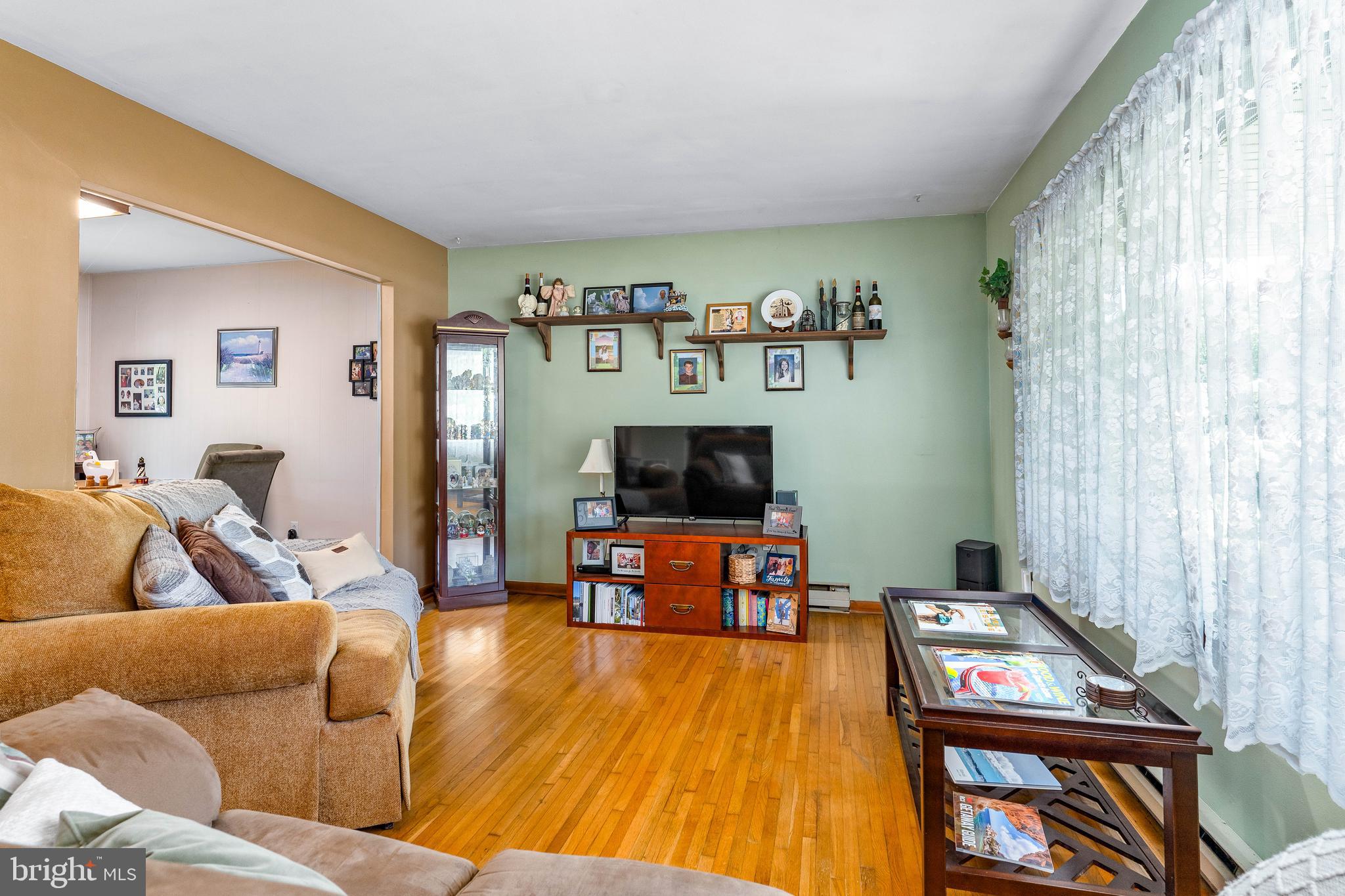 BUCK HILL - Residential