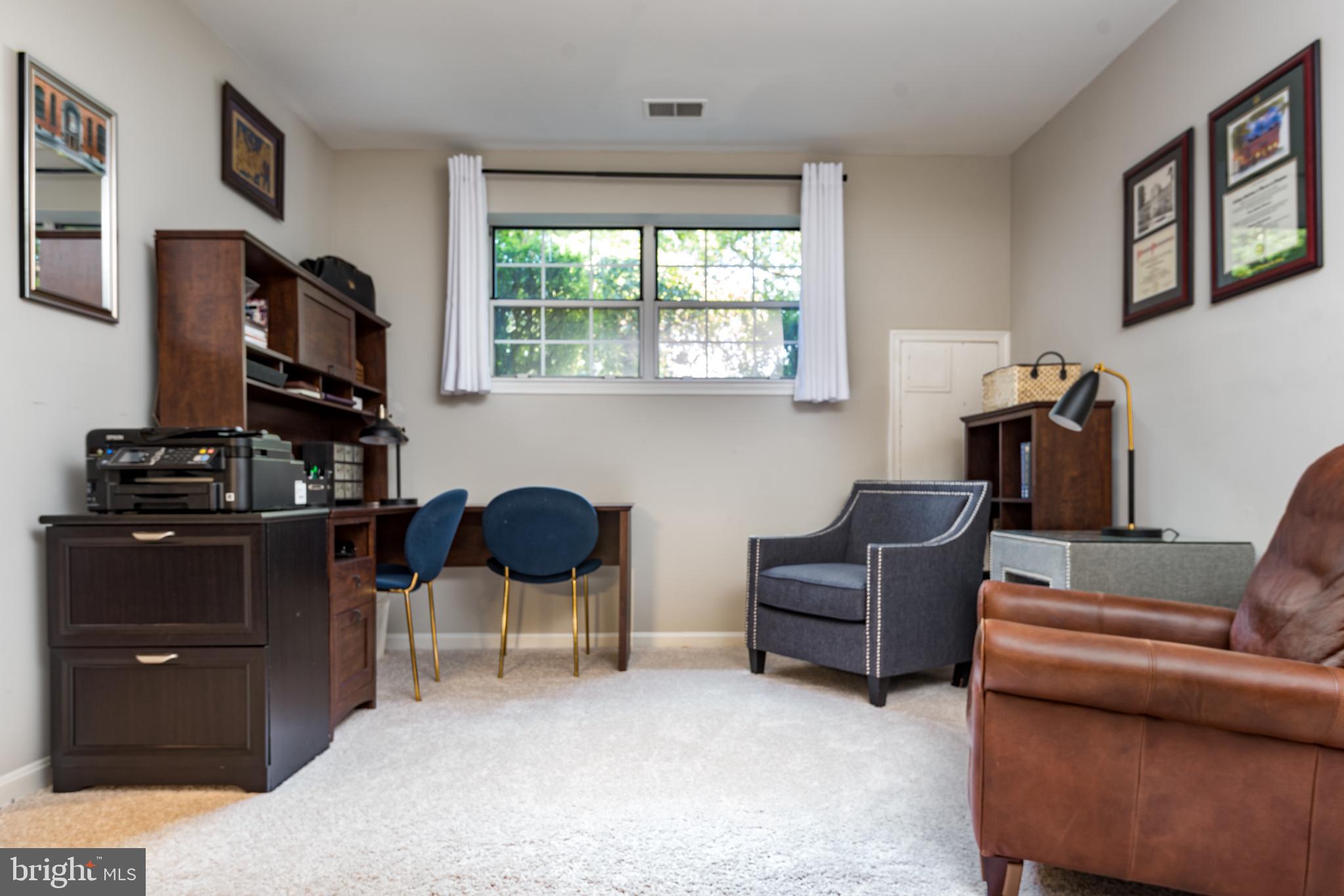 RUNNYMEADE - Residential