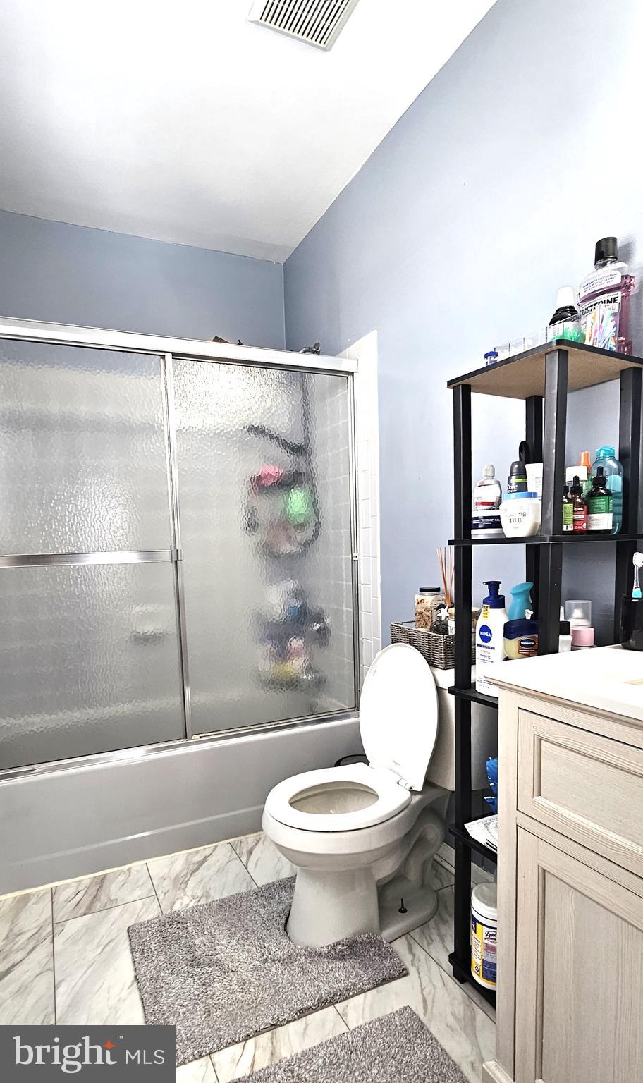 NOTTINGHAM VILLAGE - Residential