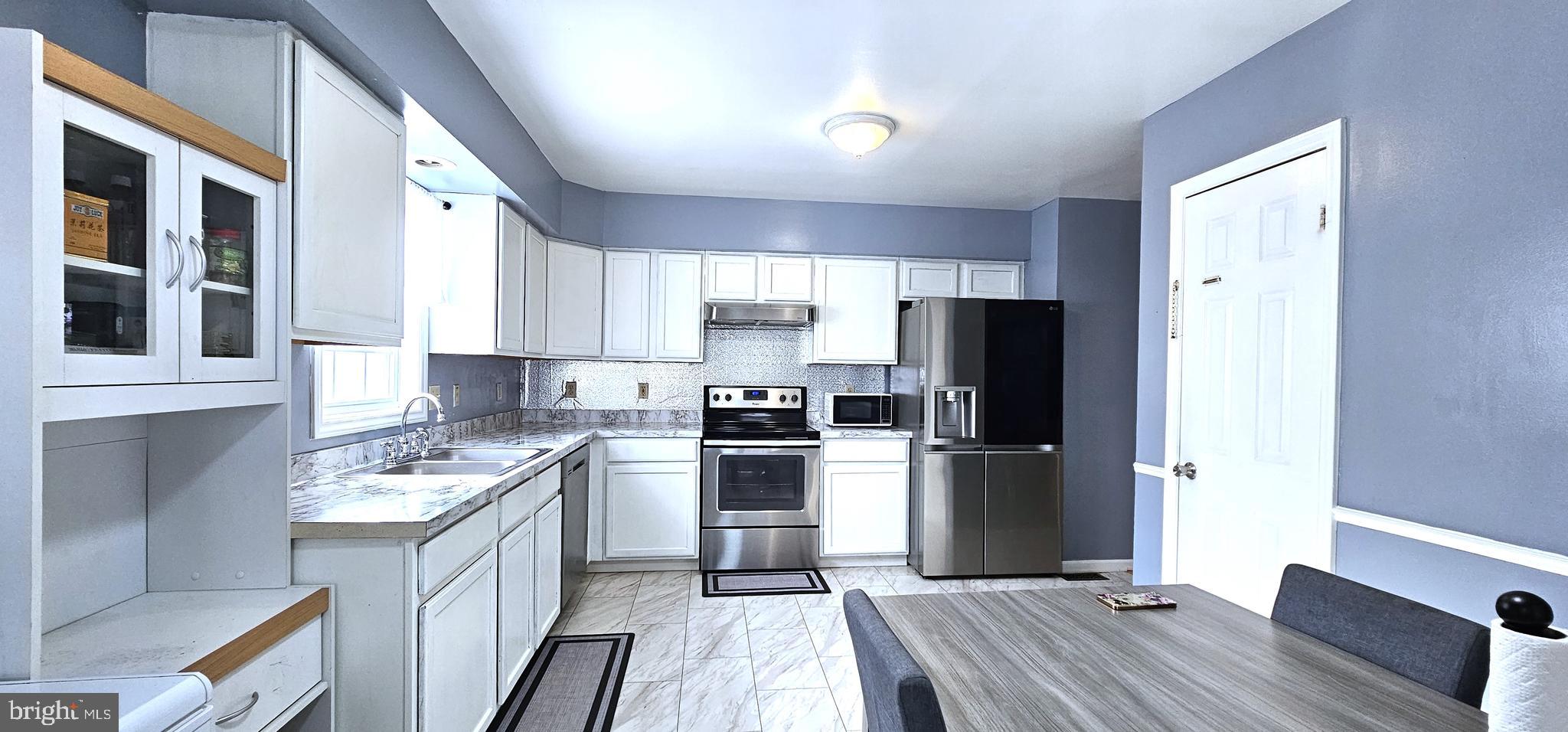 NOTTINGHAM VILLAGE - Residential