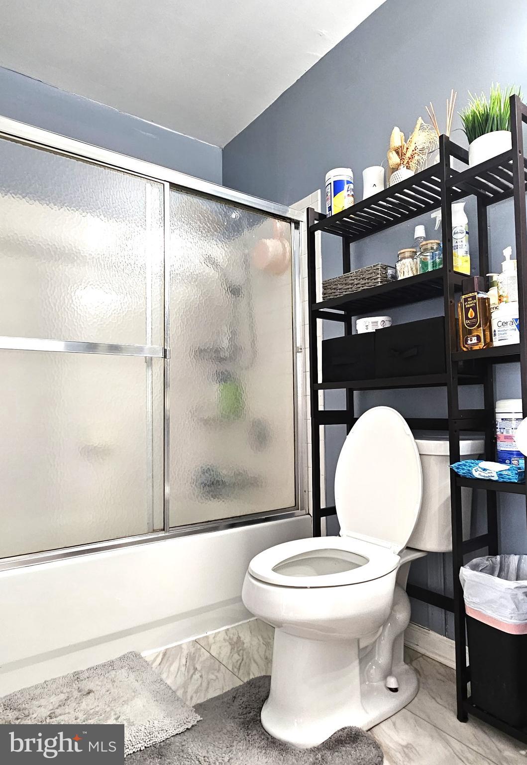 NOTTINGHAM VILLAGE - Residential