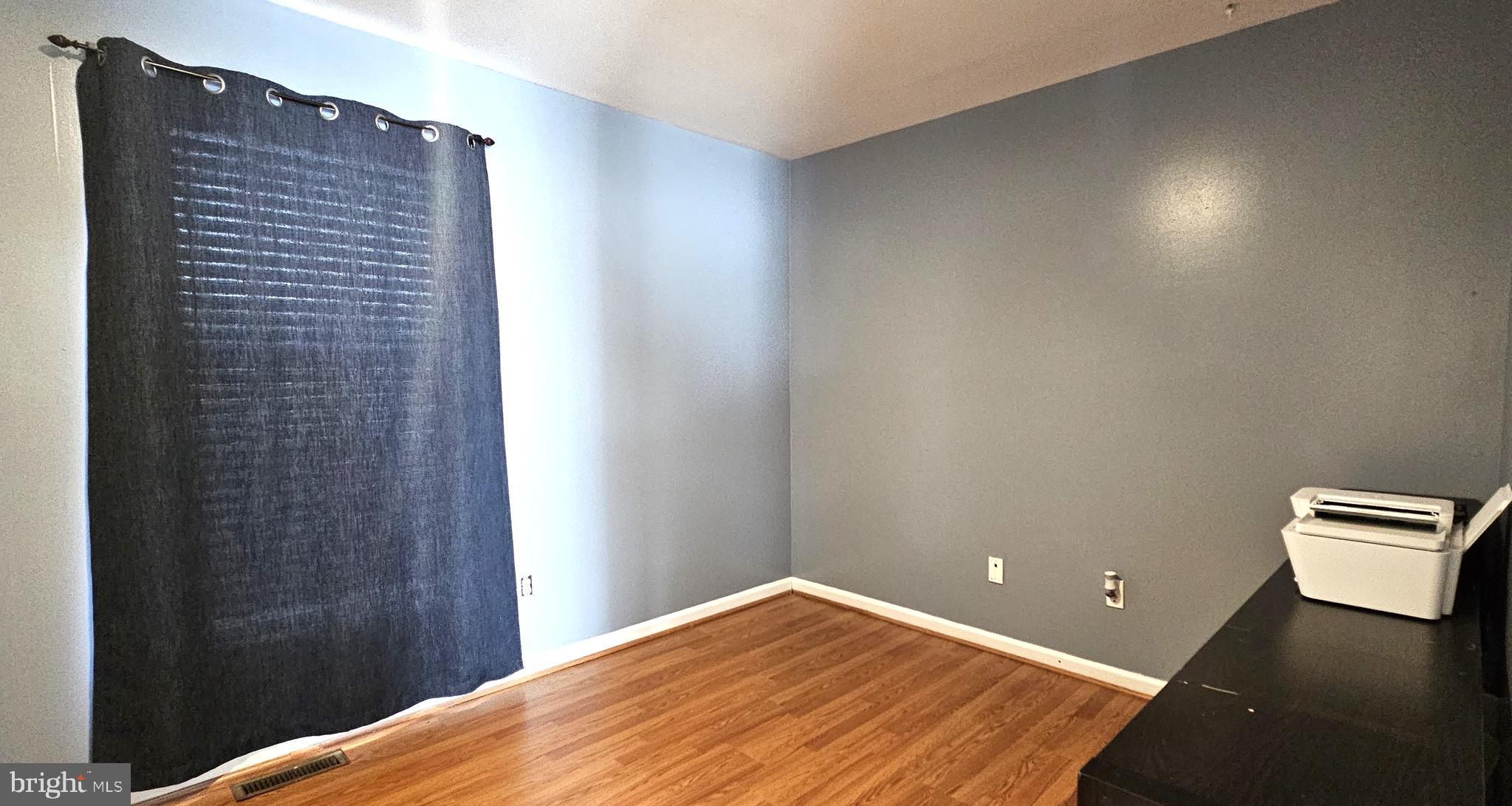 NOTTINGHAM VILLAGE - Residential