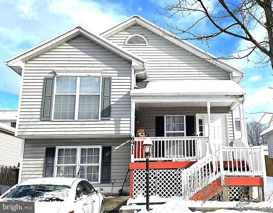 4 bedrooms and 3 full bath split foyer home. Hardwood floor on the main level, formal living, and dining room complete the first floor, and a huge lower level with plenty of room for large families.
New refrigerator. Easy access to I-95 and Rt.100.
 Please remove Your Shoe Or Use our shoe Covers.