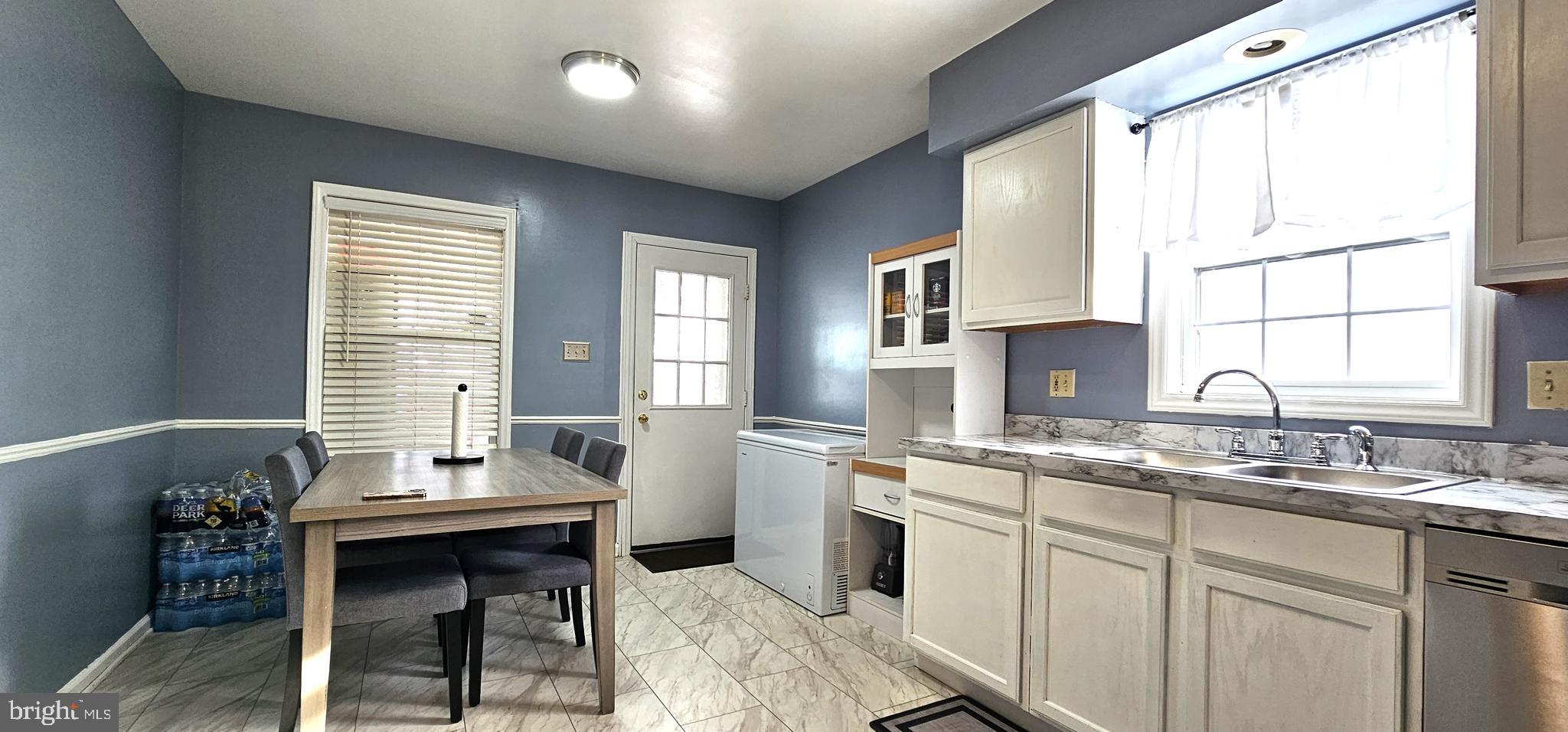 NOTTINGHAM VILLAGE - Residential