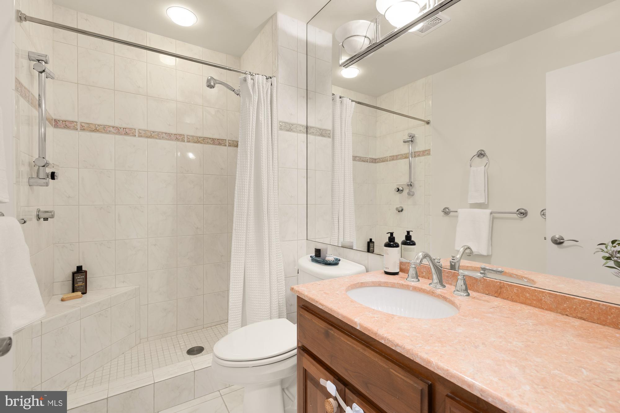 TWINBROOK - Residential