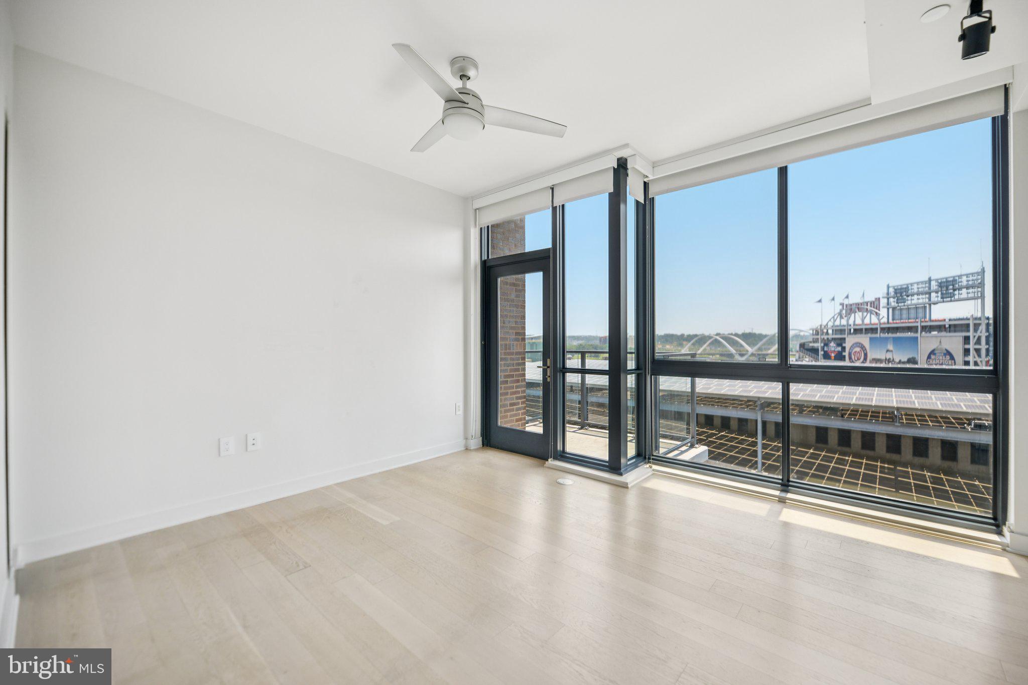 70 N STREET SE N811