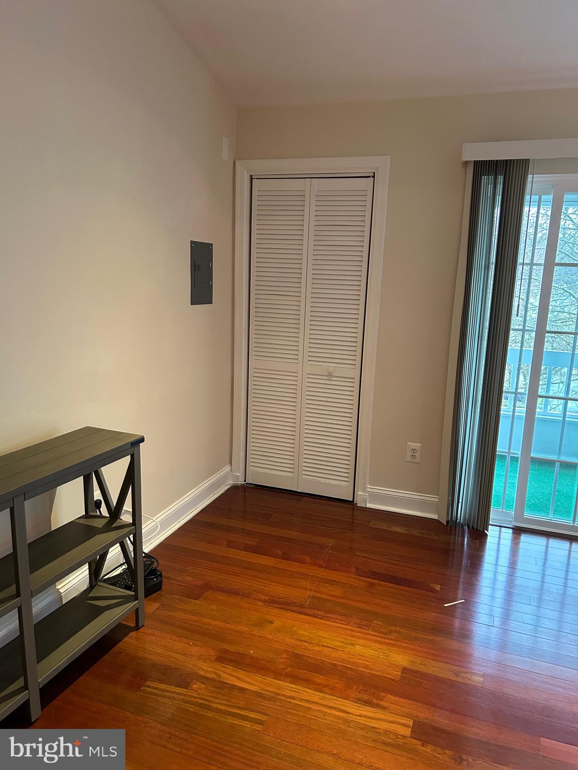 MONTGOMERY RUN - Residential