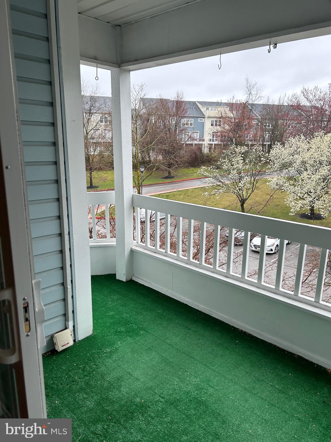 MONTGOMERY RUN - Residential