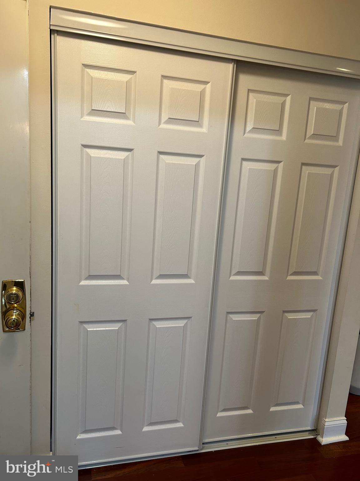 MONTGOMERY RUN - Residential