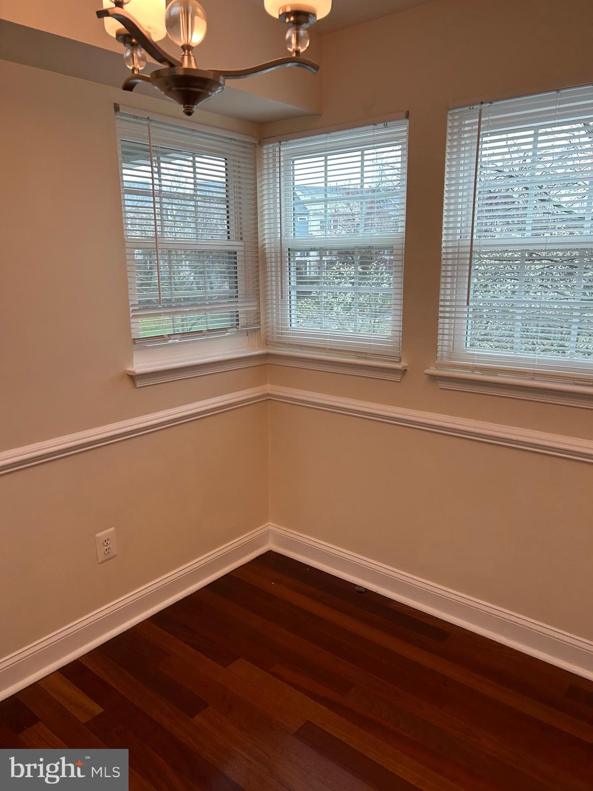 MONTGOMERY RUN - Residential