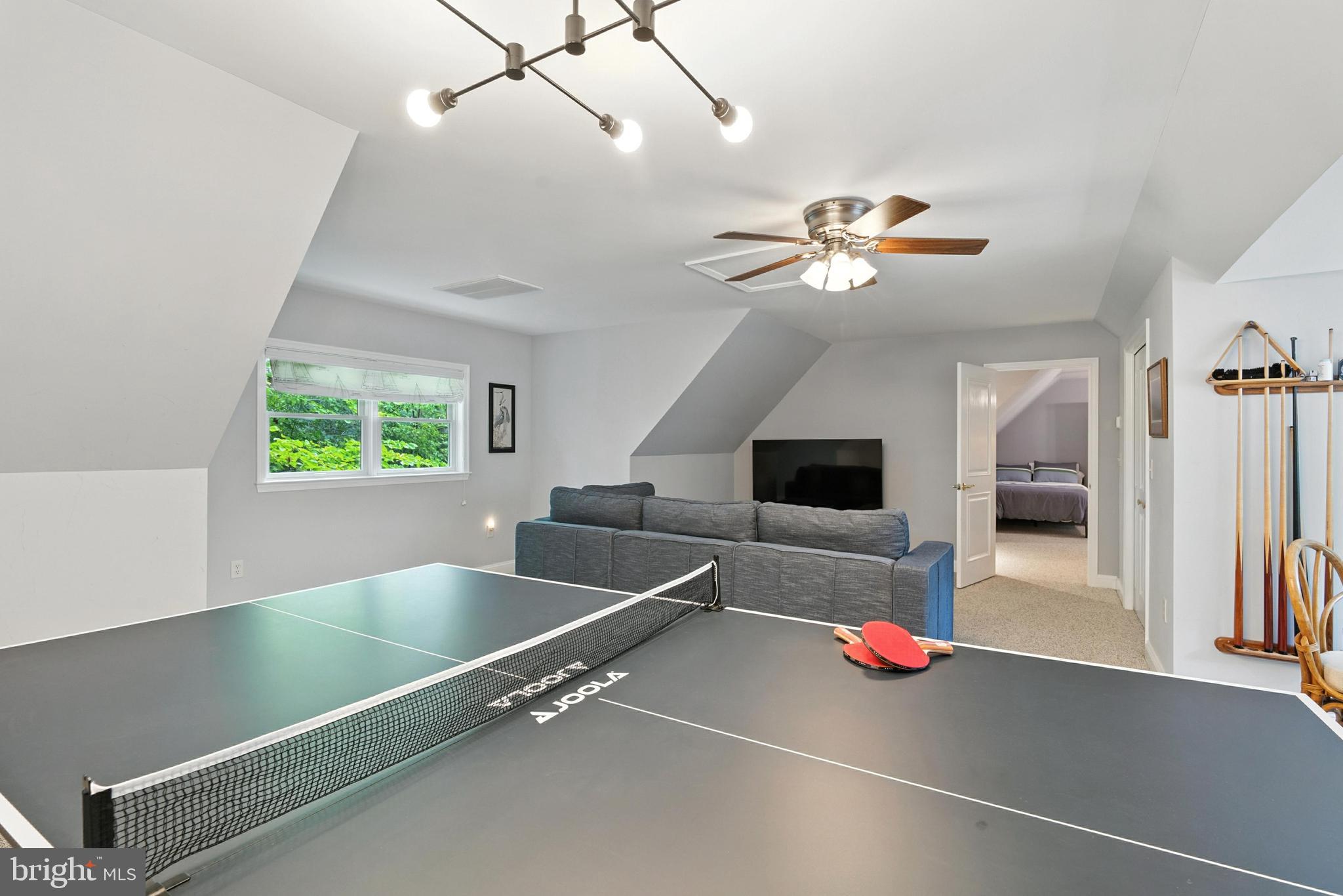 CHESAPEAKE LANDING - Residential