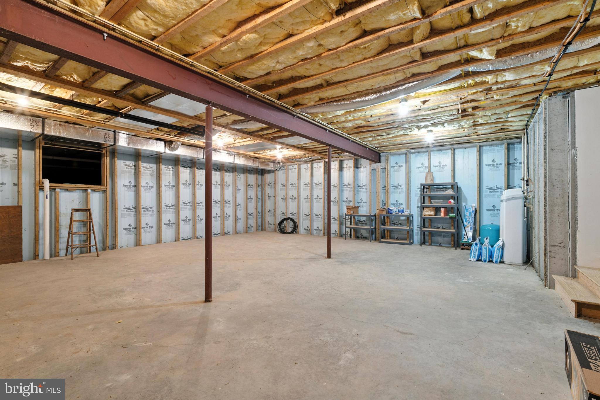 CHESAPEAKE LANDING - Residential