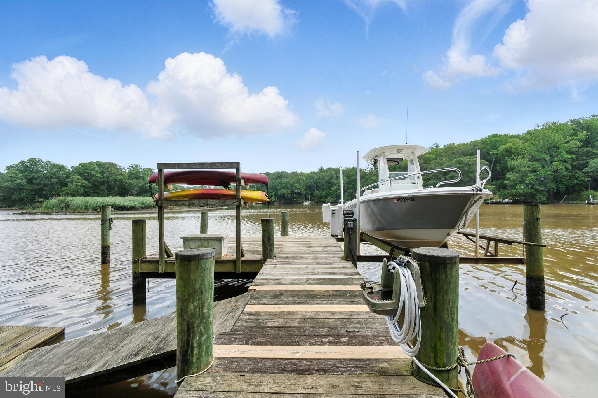 CHESAPEAKE LANDING - Residential