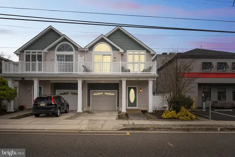 106 E Morning Glory Road Unit 106, Wildwood Crest, NJ MLS: NJCM2004928