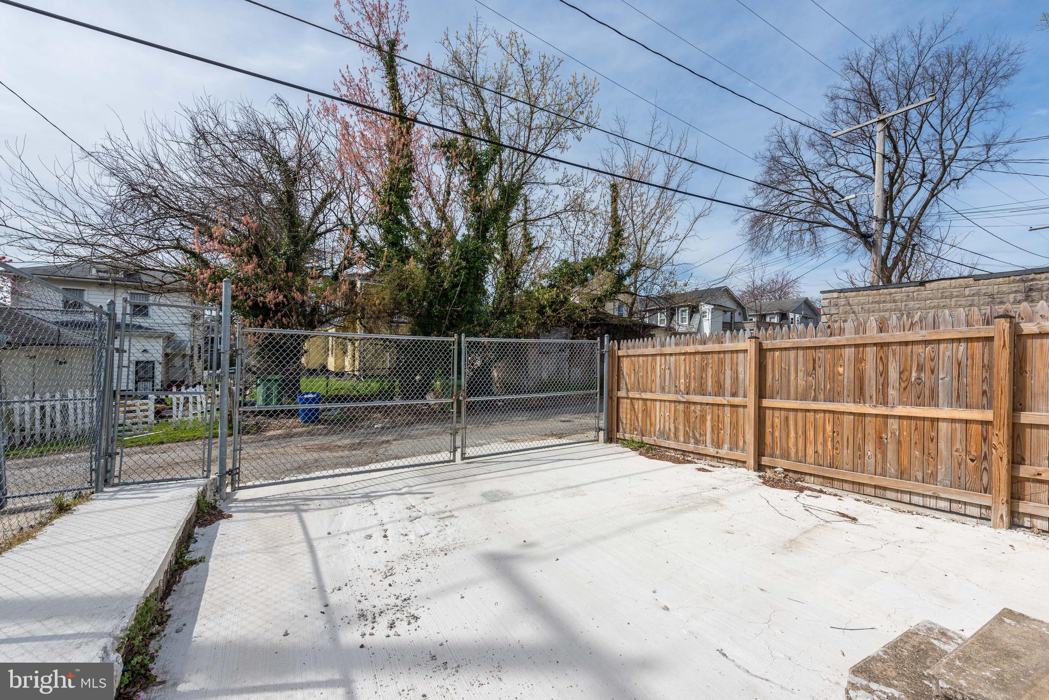 FOREST PARK - Residential