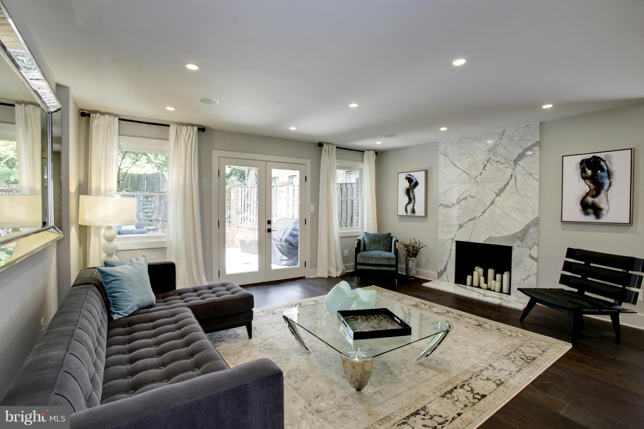 GEORGETOWN - Residential