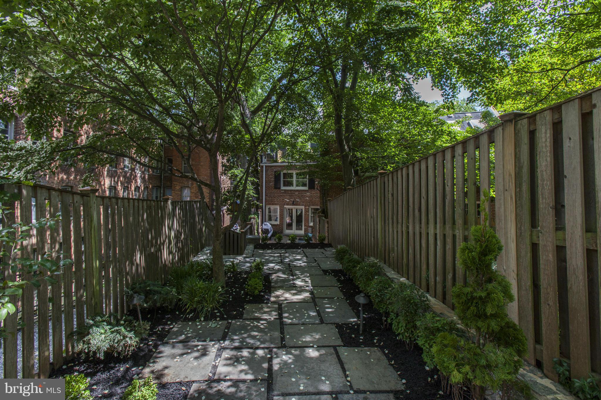 GEORGETOWN - Residential