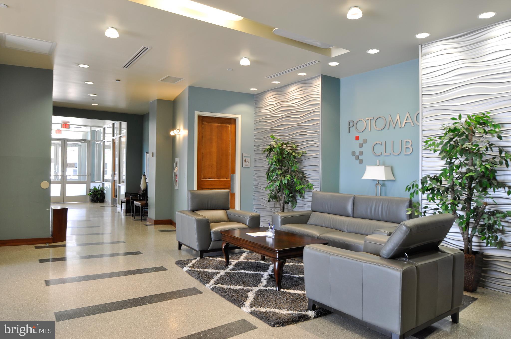 POTOMAC CLUB - Residential