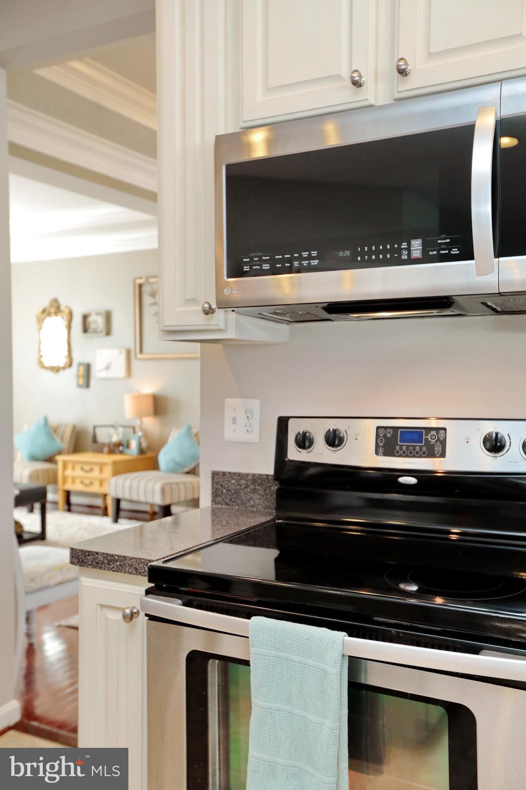 MARTIN'S CROSSING LA PLA - Residential