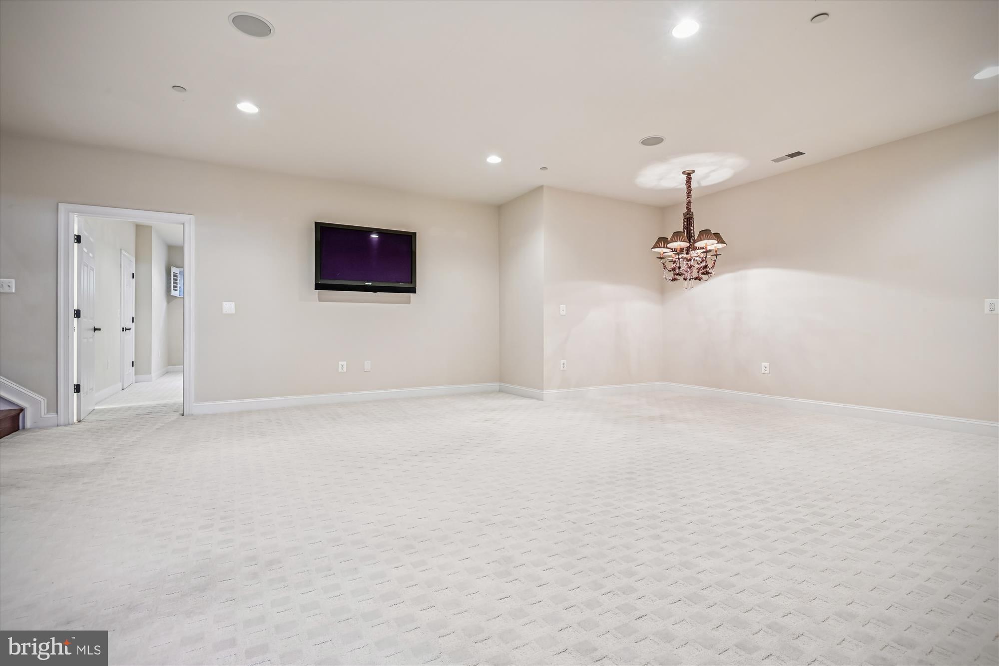 WOODBROOK - Residential