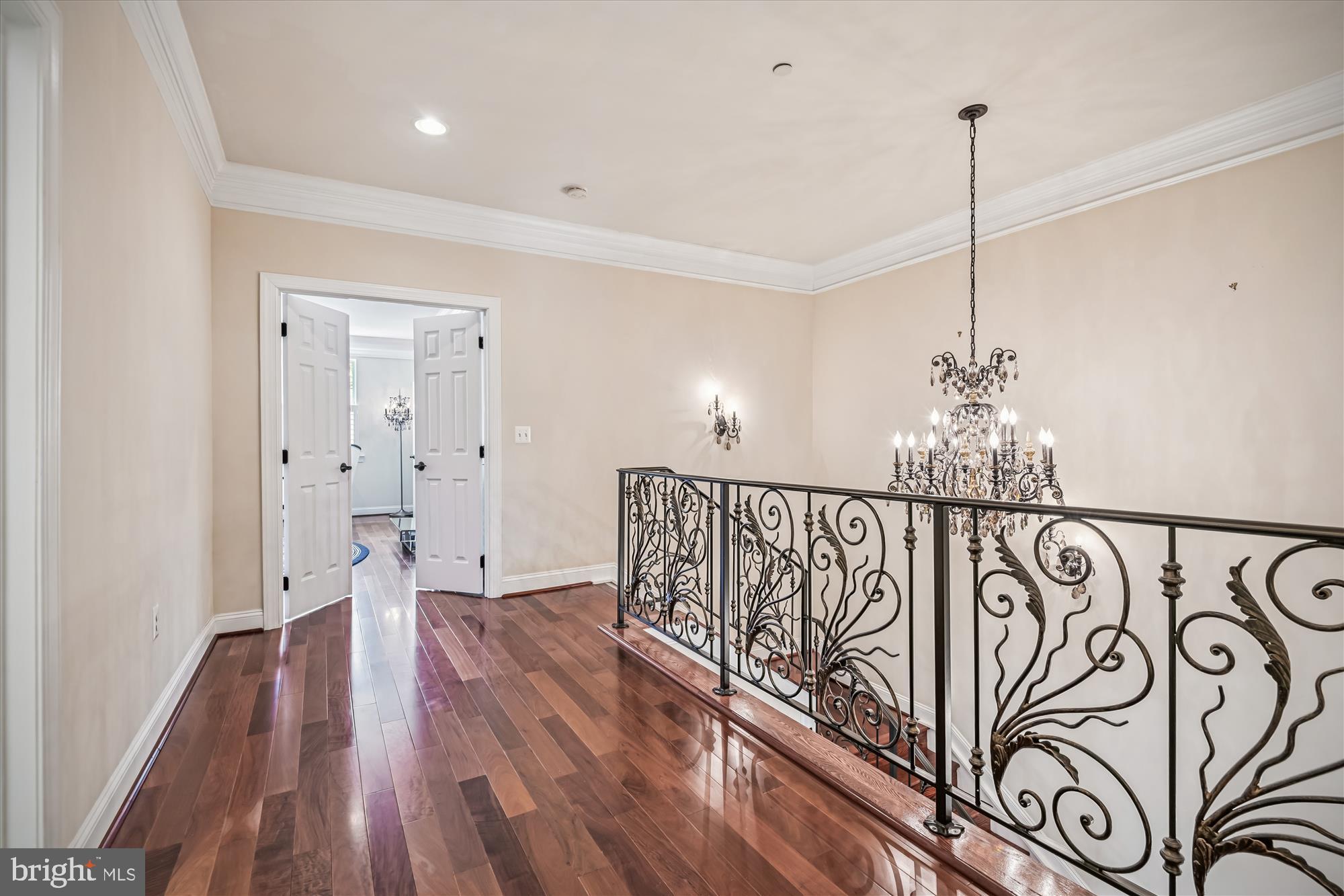 WOODBROOK - Residential