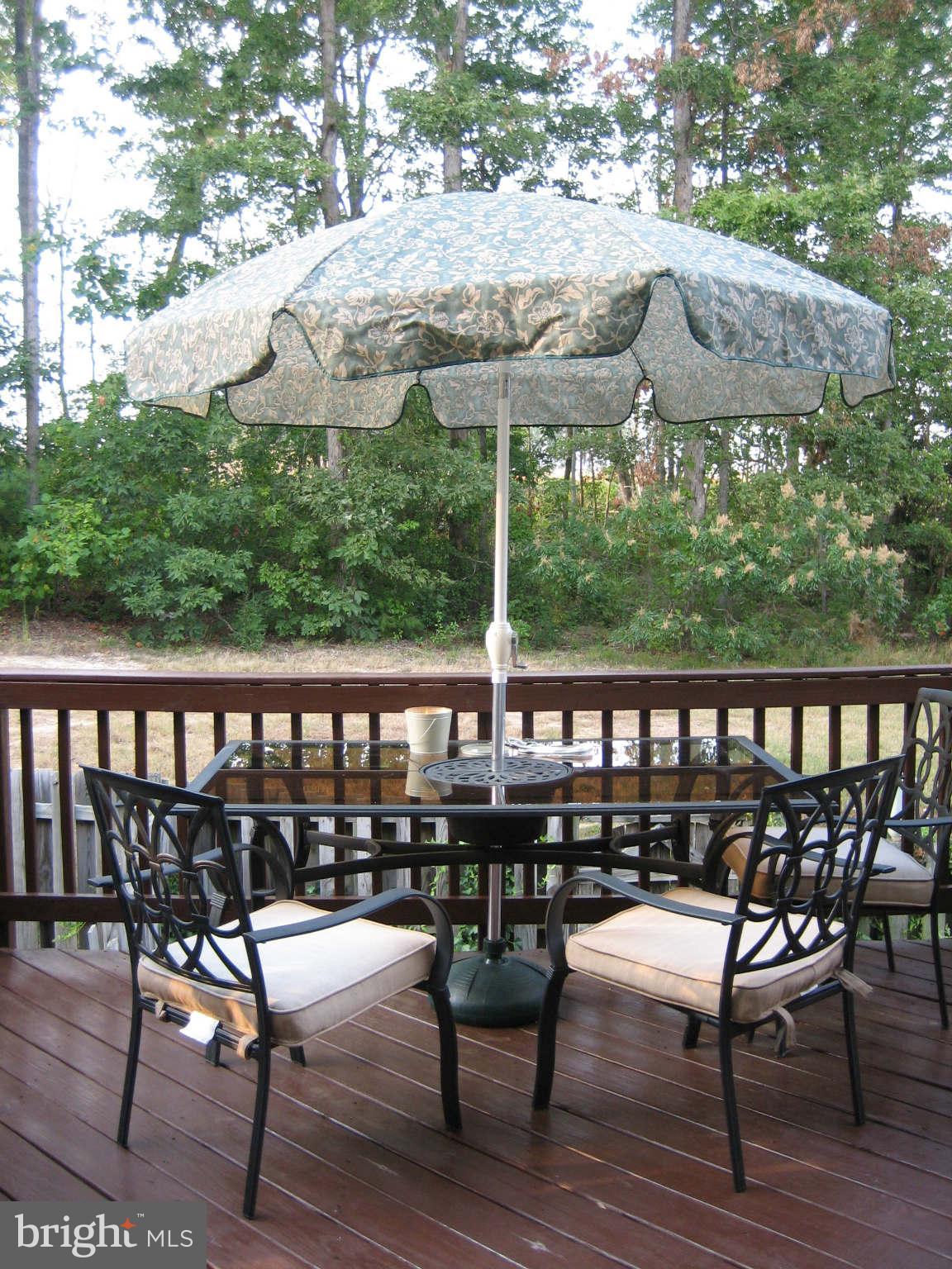 SPRING KNOLL - Residential