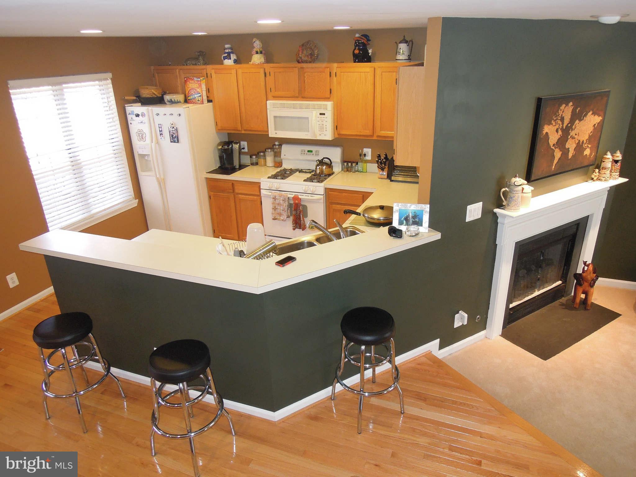 SPRING KNOLL - Residential
