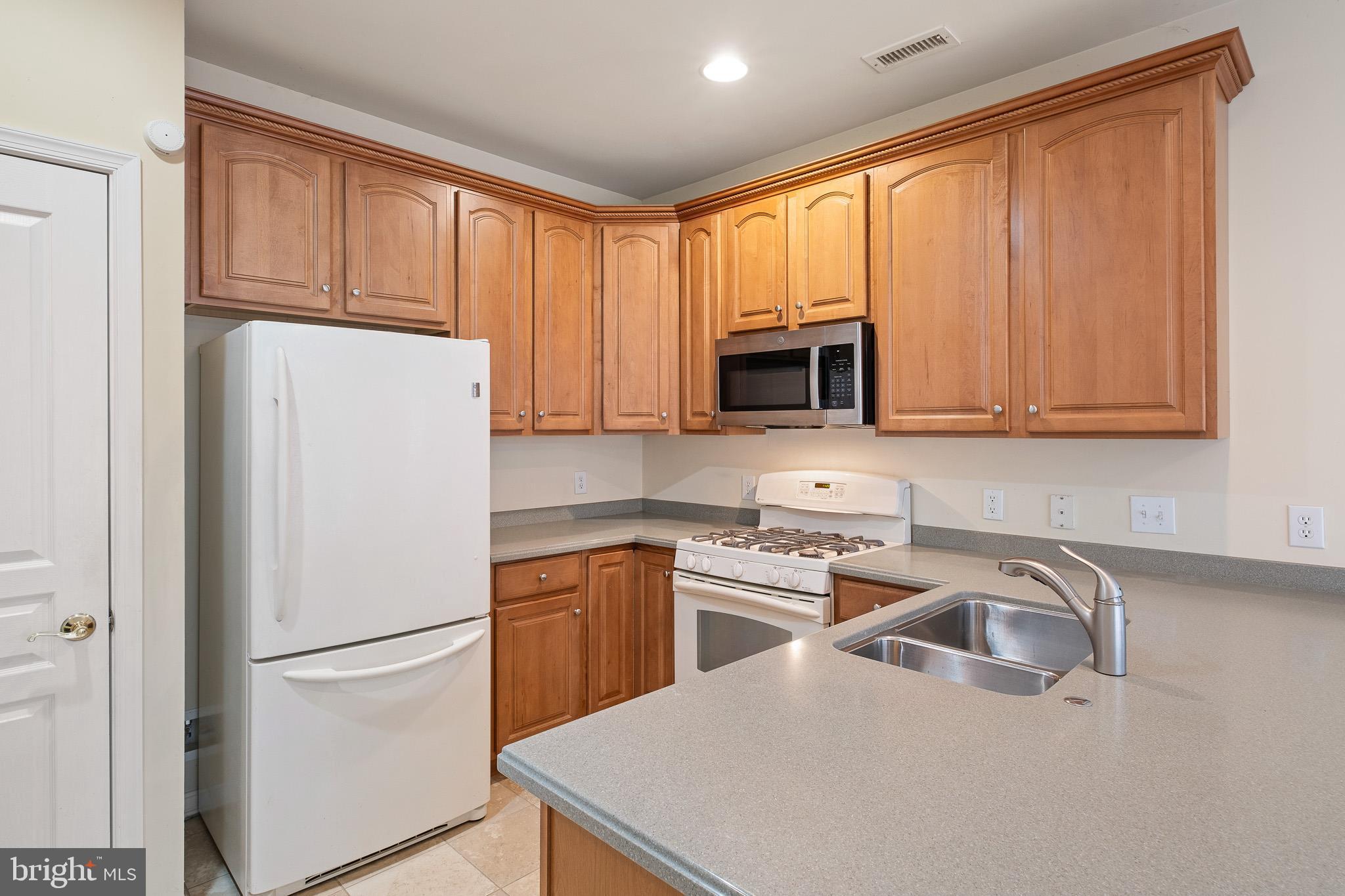 TRADITIONS AT JESTER - Residential