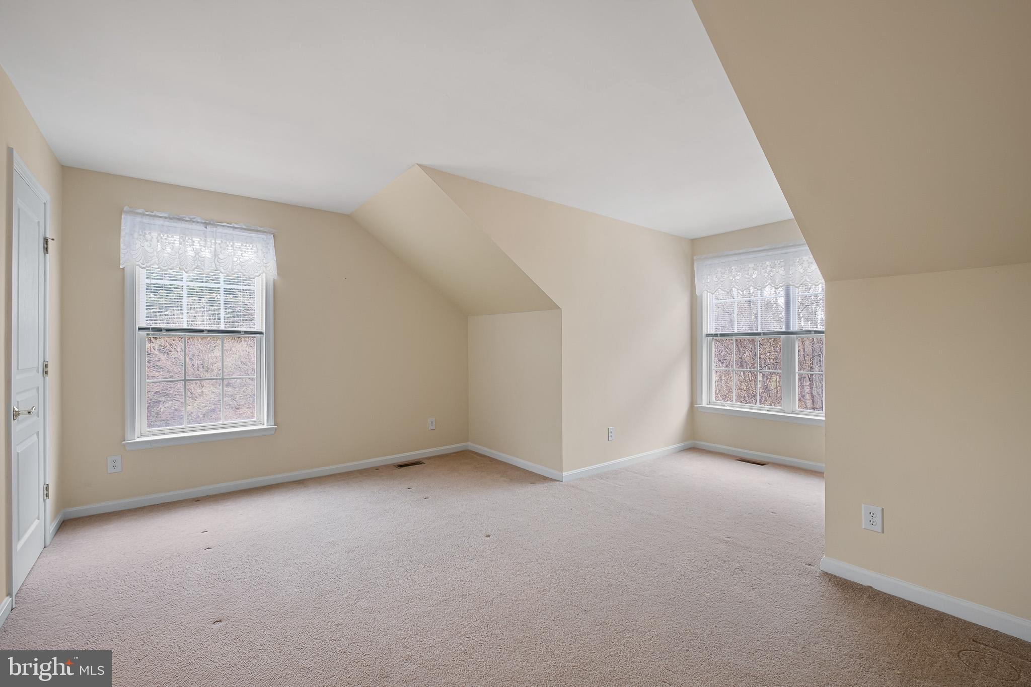 TRADITIONS AT JESTER - Residential