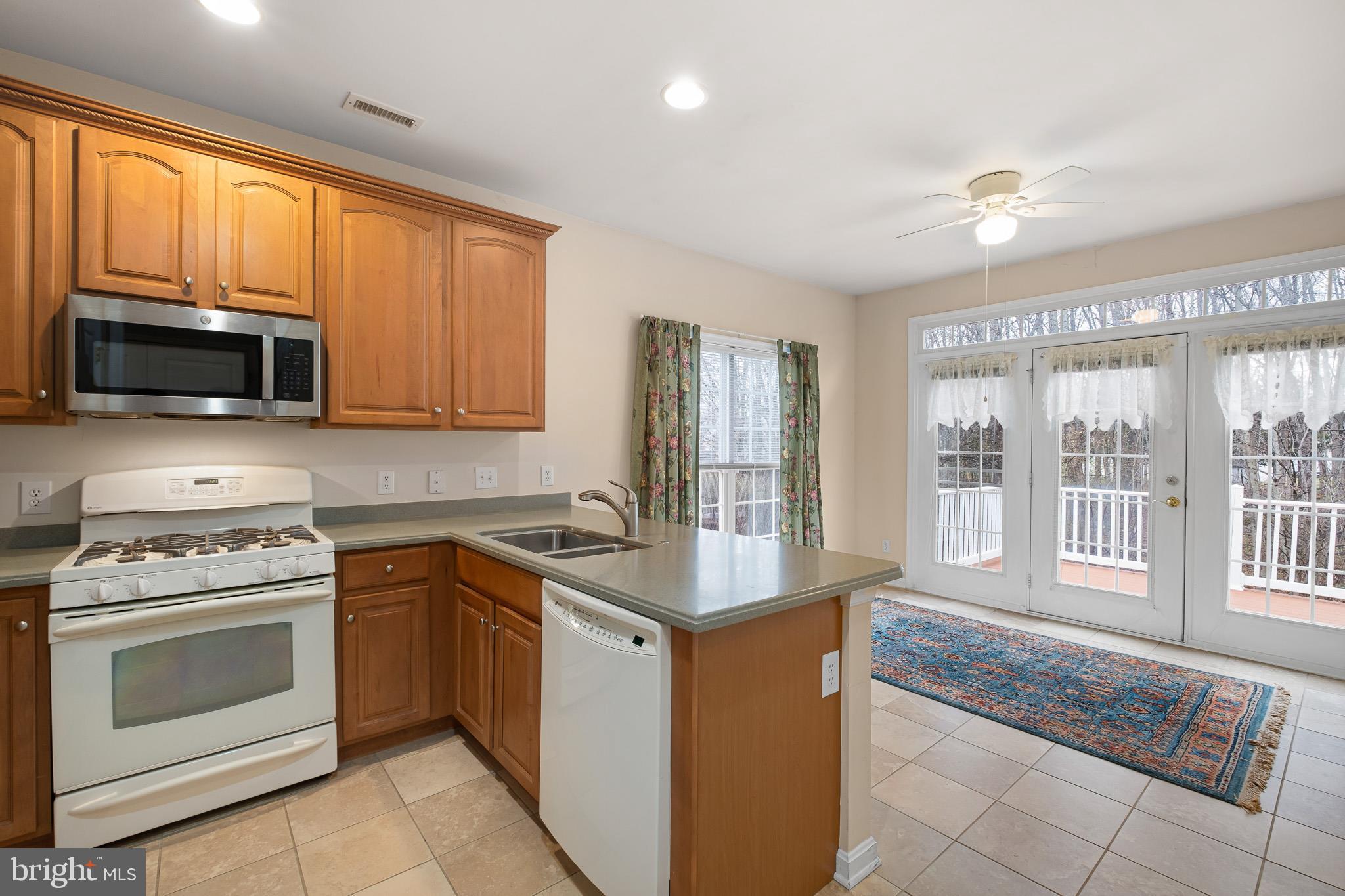 TRADITIONS AT JESTER - Residential