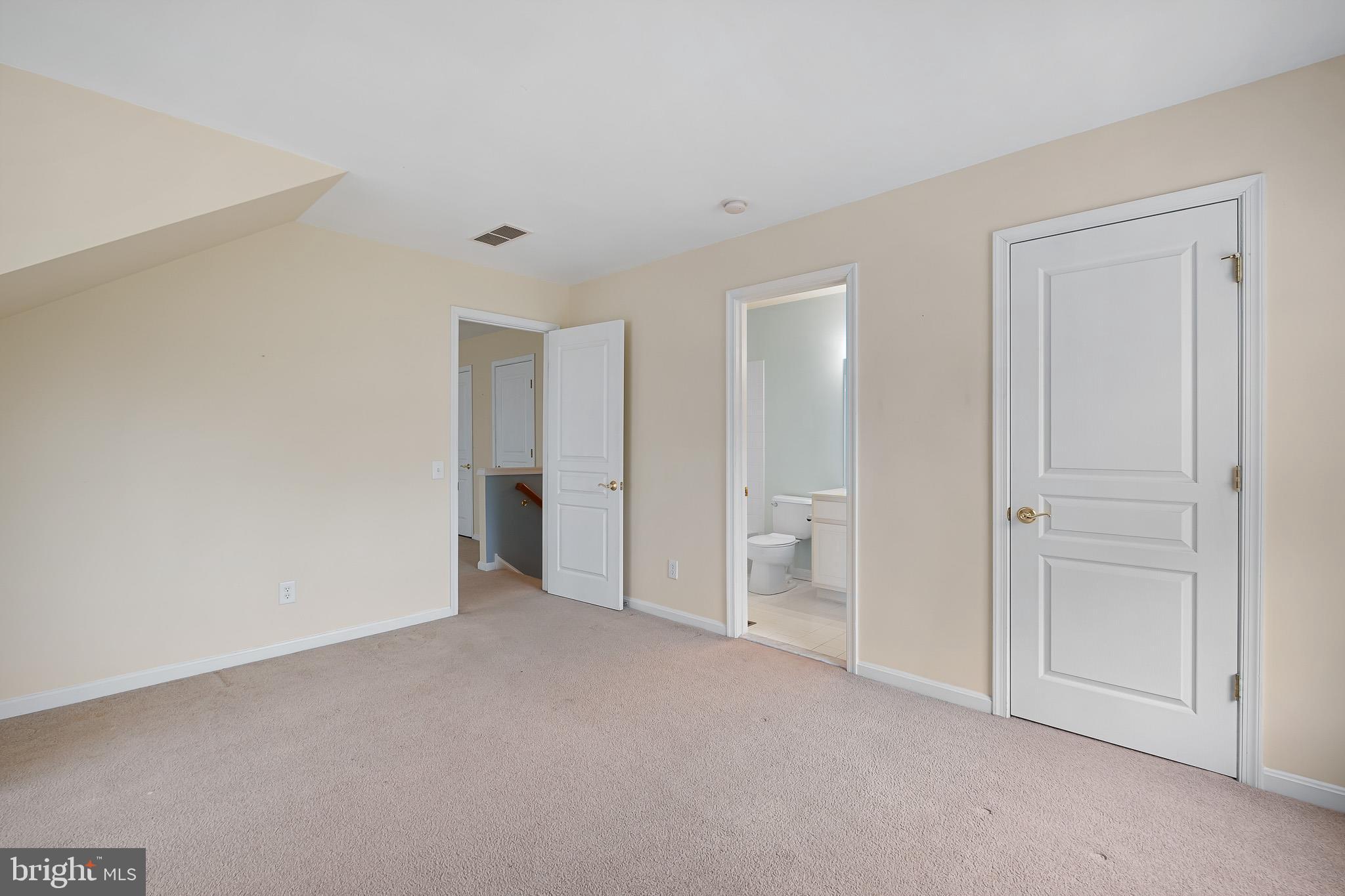 TRADITIONS AT JESTER - Residential