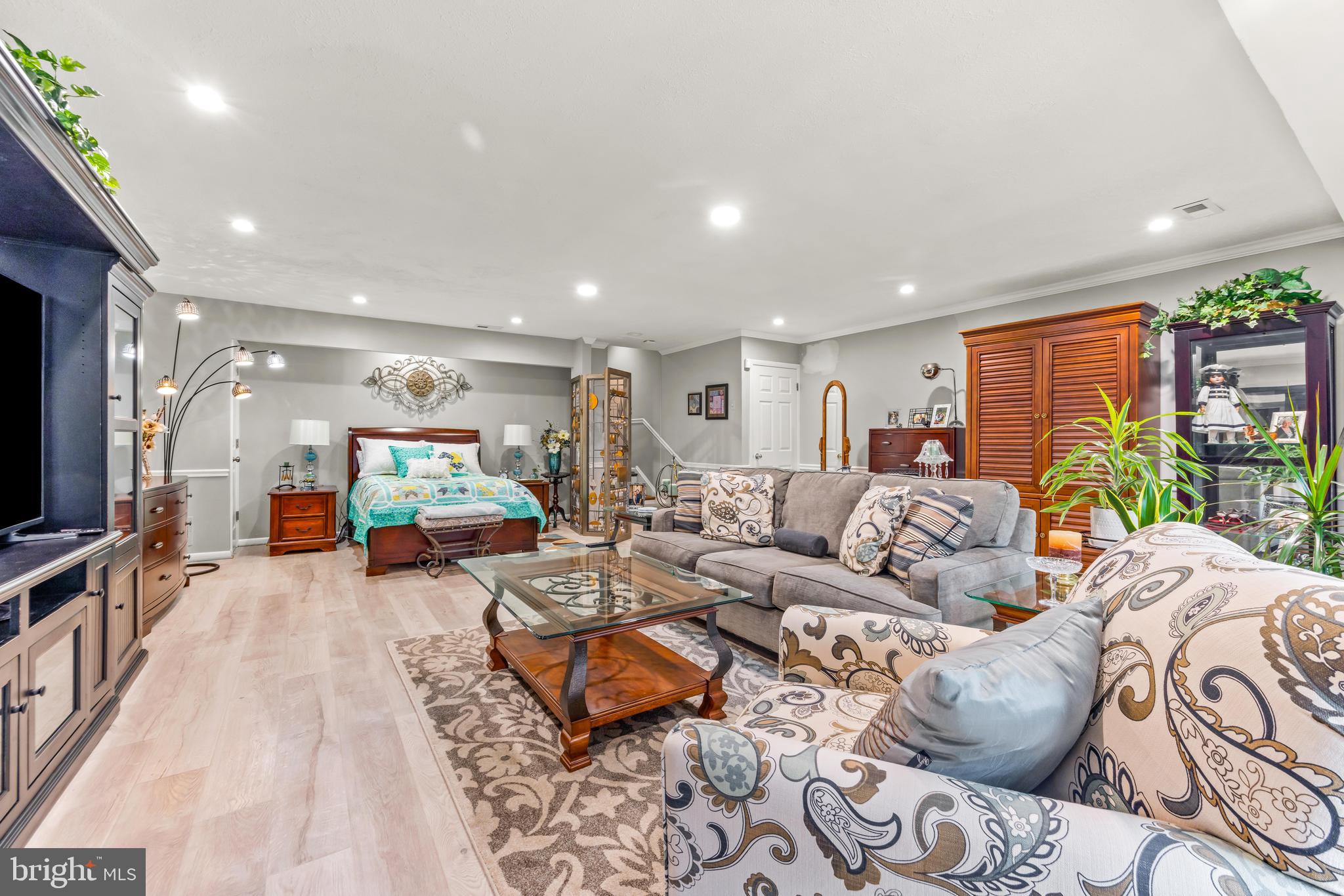 RUXTON CROSSING TOWNHSE - Residential