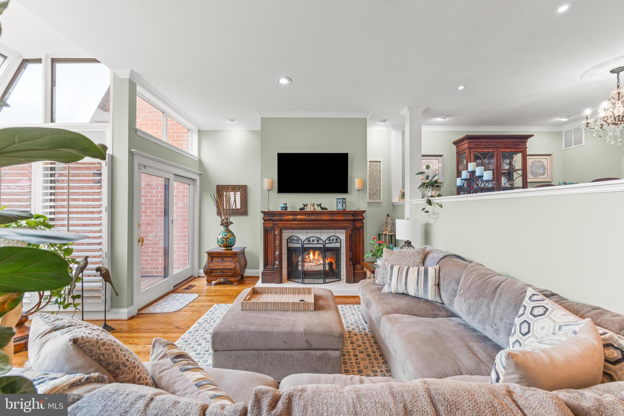 RUXTON CROSSING TOWNHSE - Residential