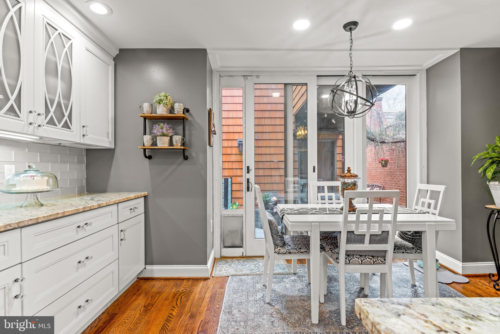 RUXTON CROSSING TOWNHSE - Residential