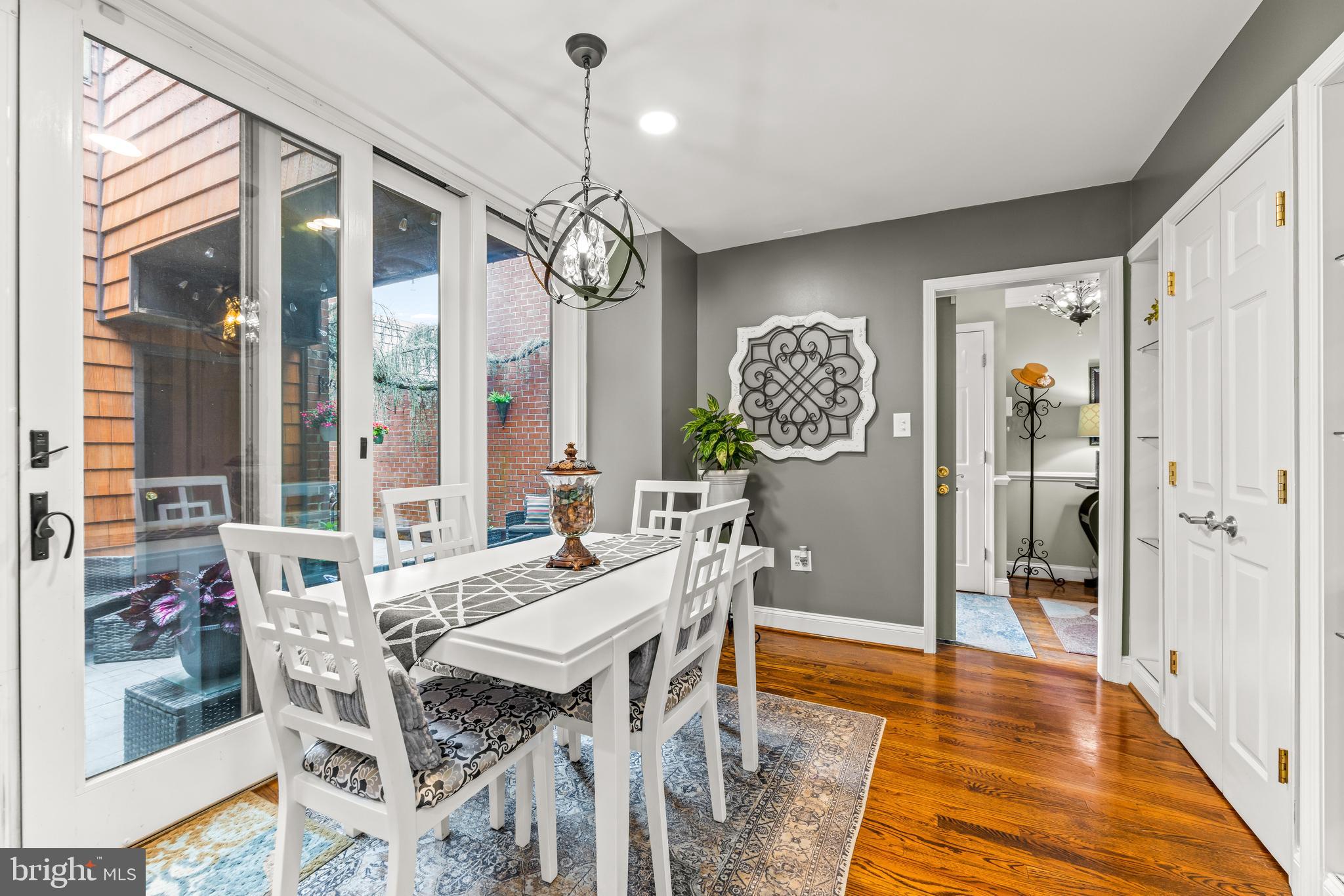 RUXTON CROSSING TOWNHSE - Residential