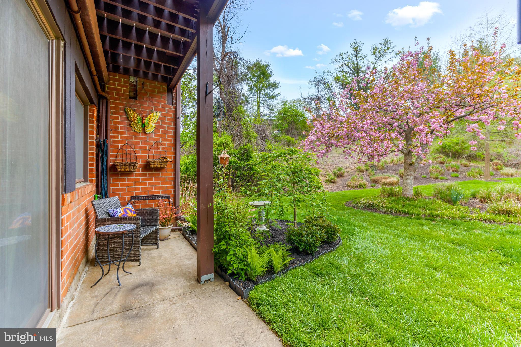 RUXTON CROSSING TOWNHSE - Residential