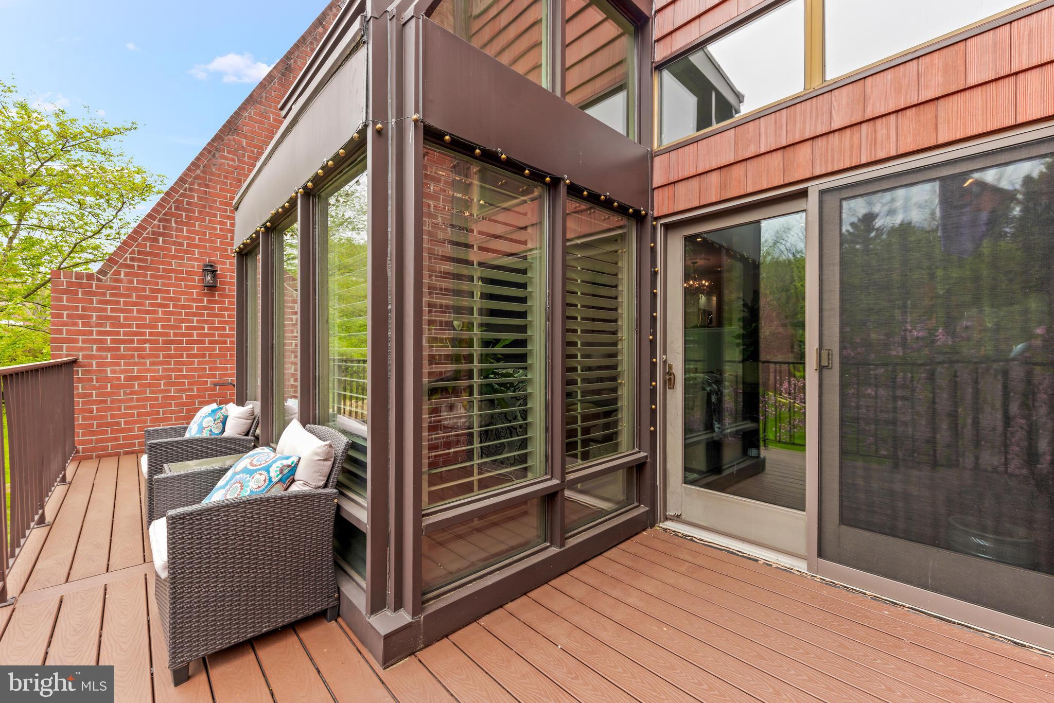 RUXTON CROSSING TOWNHSE - Residential