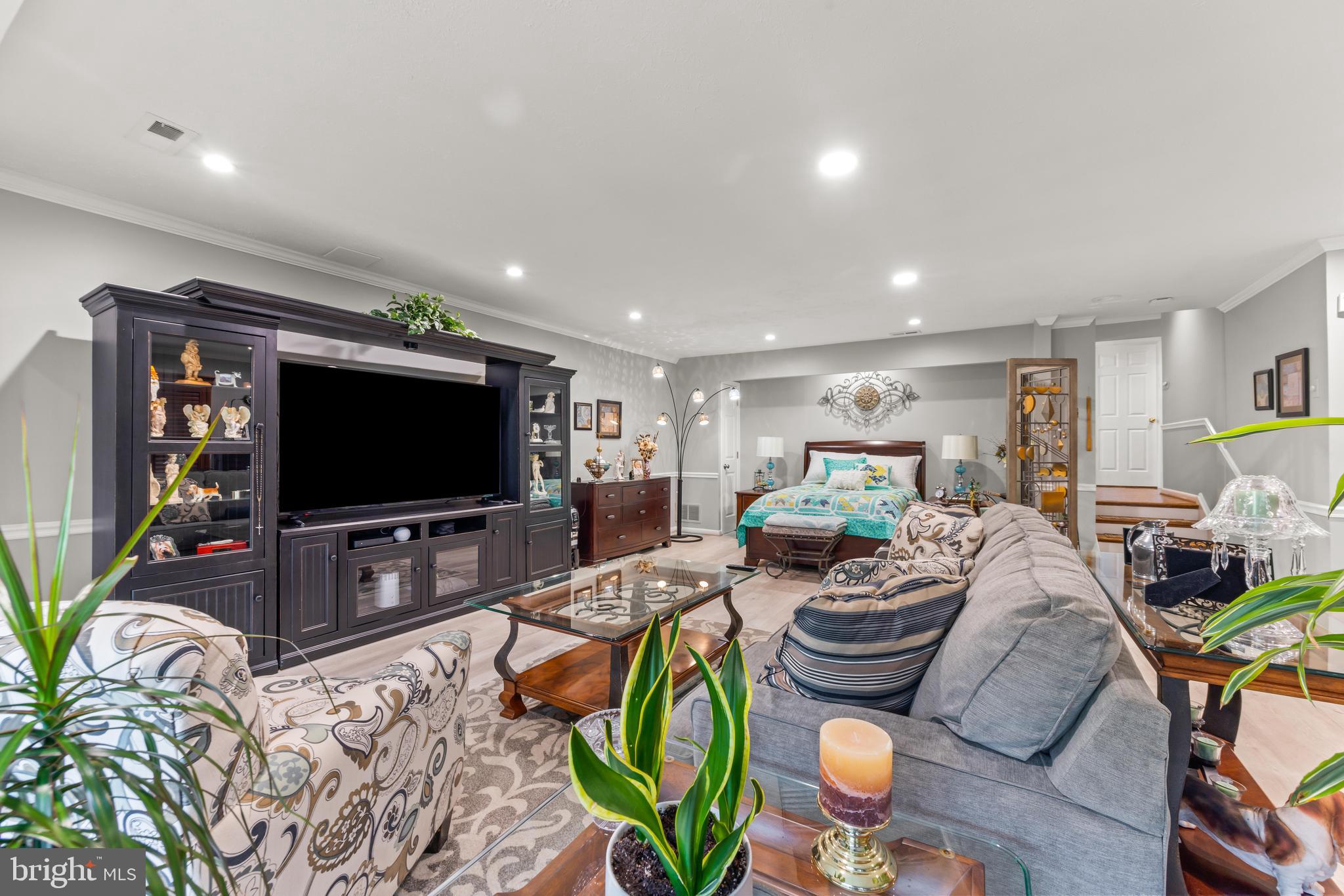 RUXTON CROSSING TOWNHSE - Residential