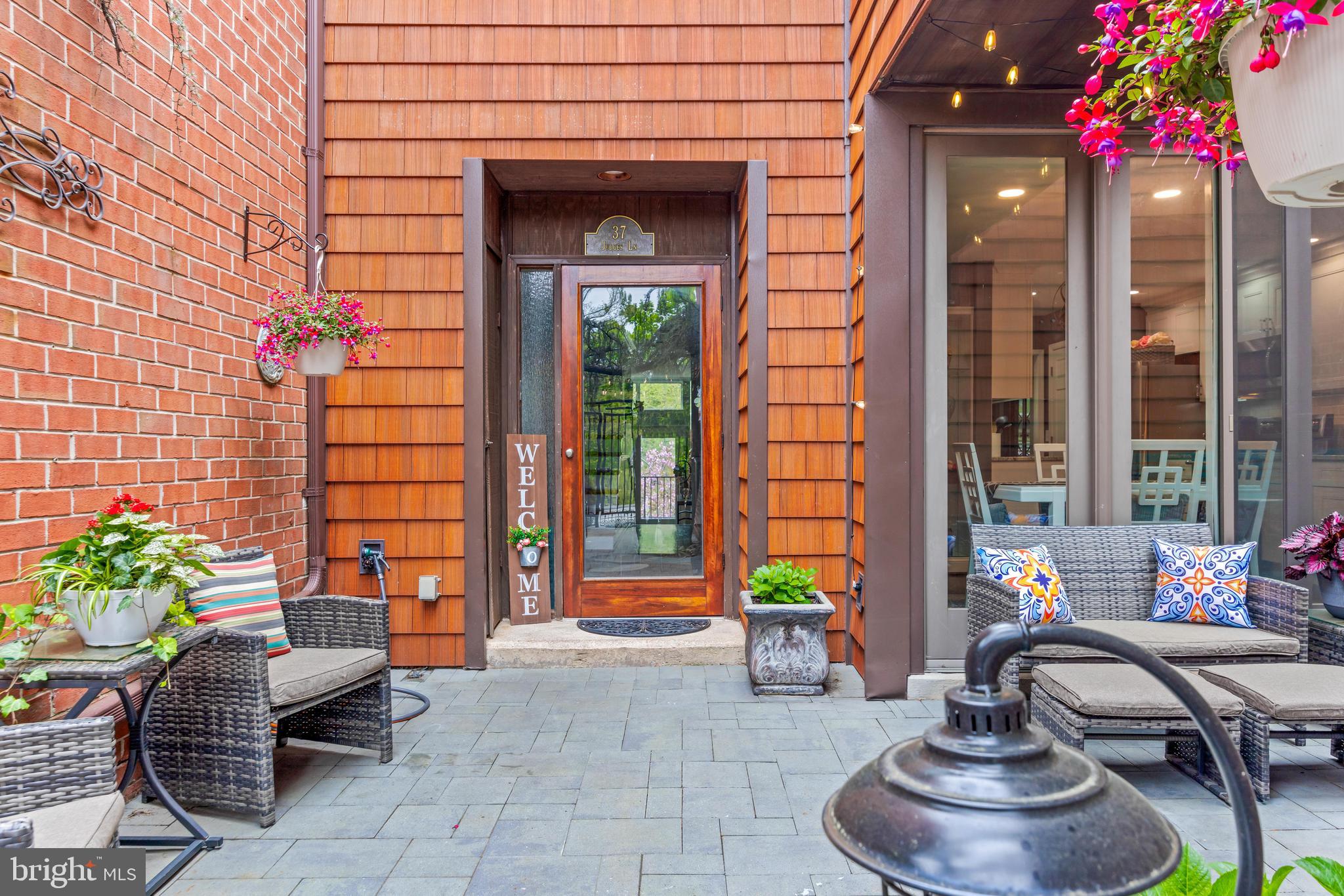 RUXTON CROSSING TOWNHSE - Residential