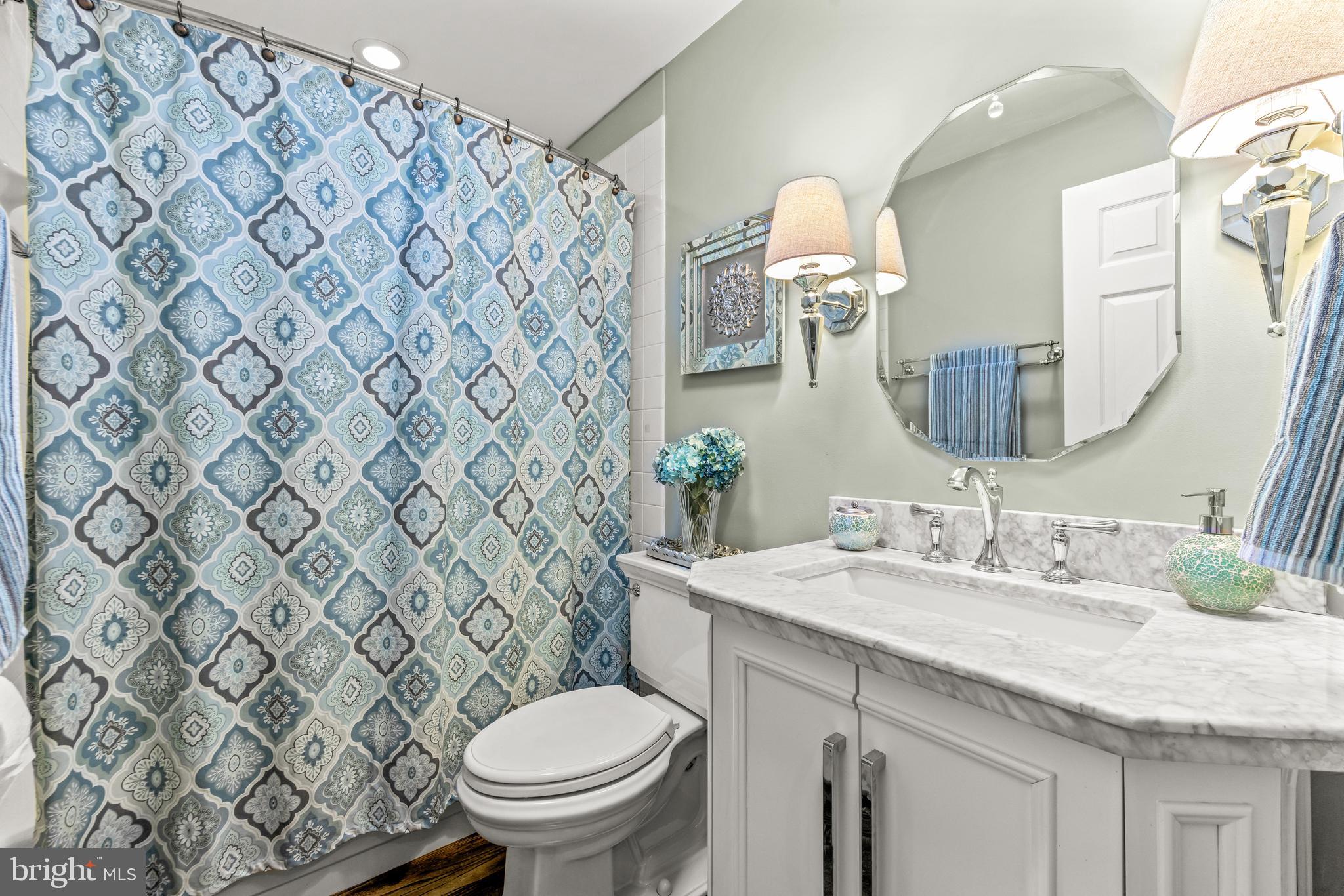 RUXTON CROSSING TOWNHSE - Residential