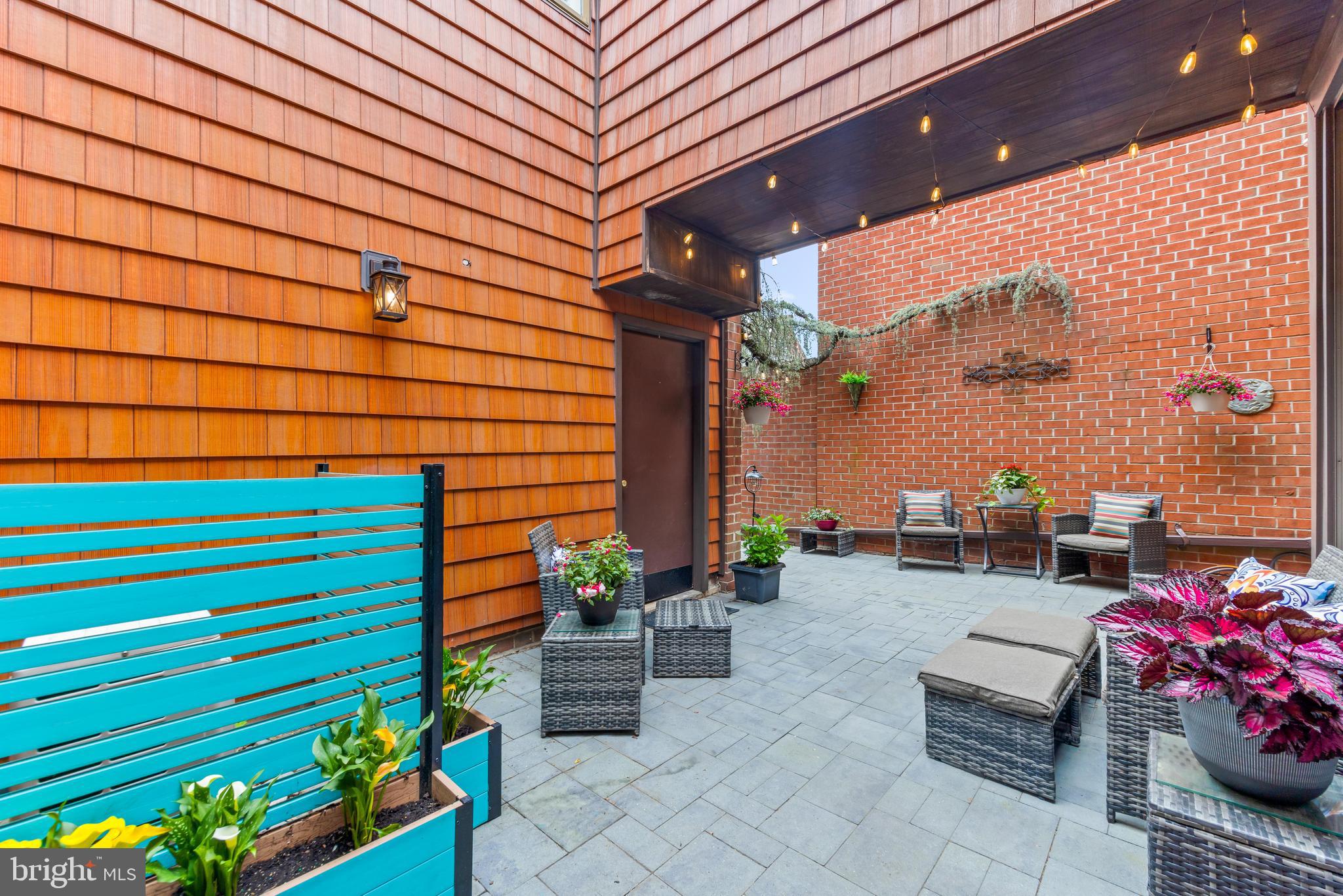 RUXTON CROSSING TOWNHSE - Residential