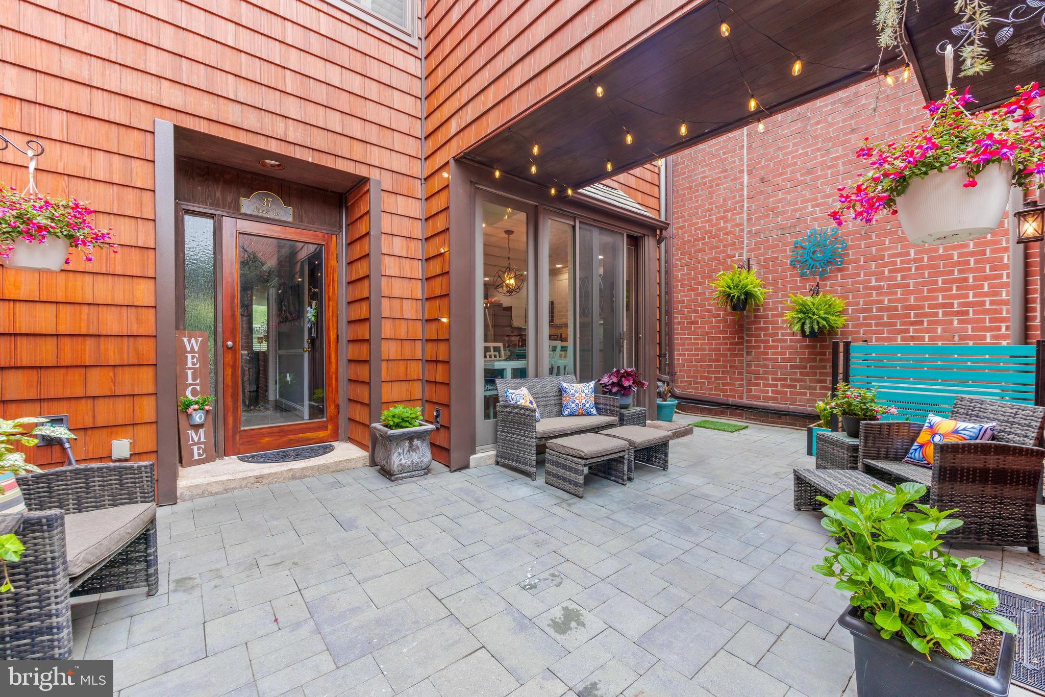 RUXTON CROSSING TOWNHSE - Residential