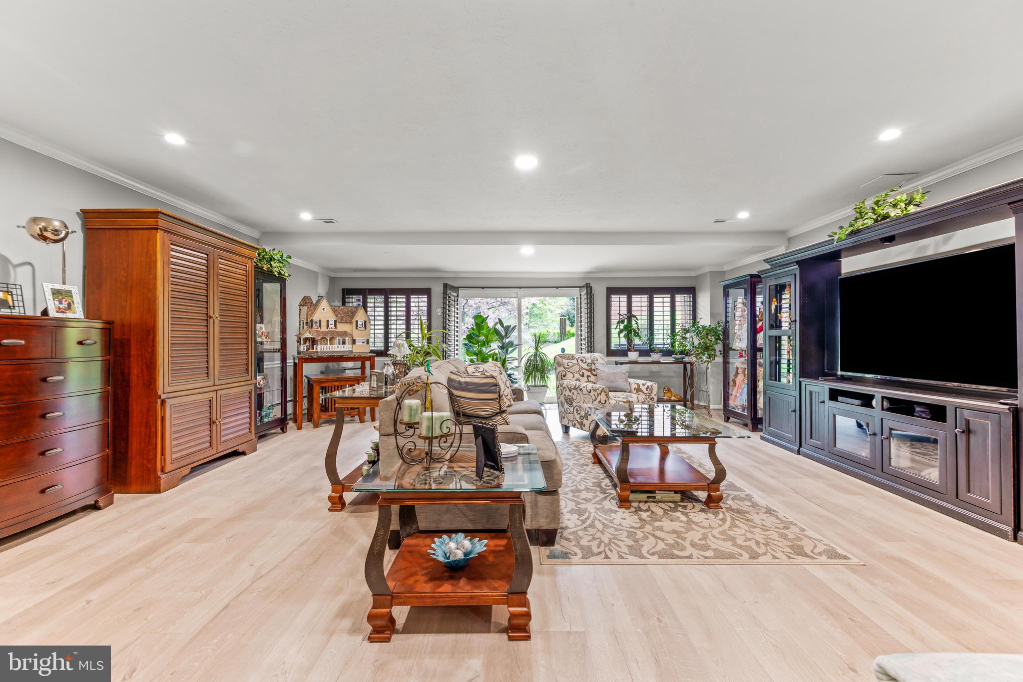 RUXTON CROSSING TOWNHSE - Residential