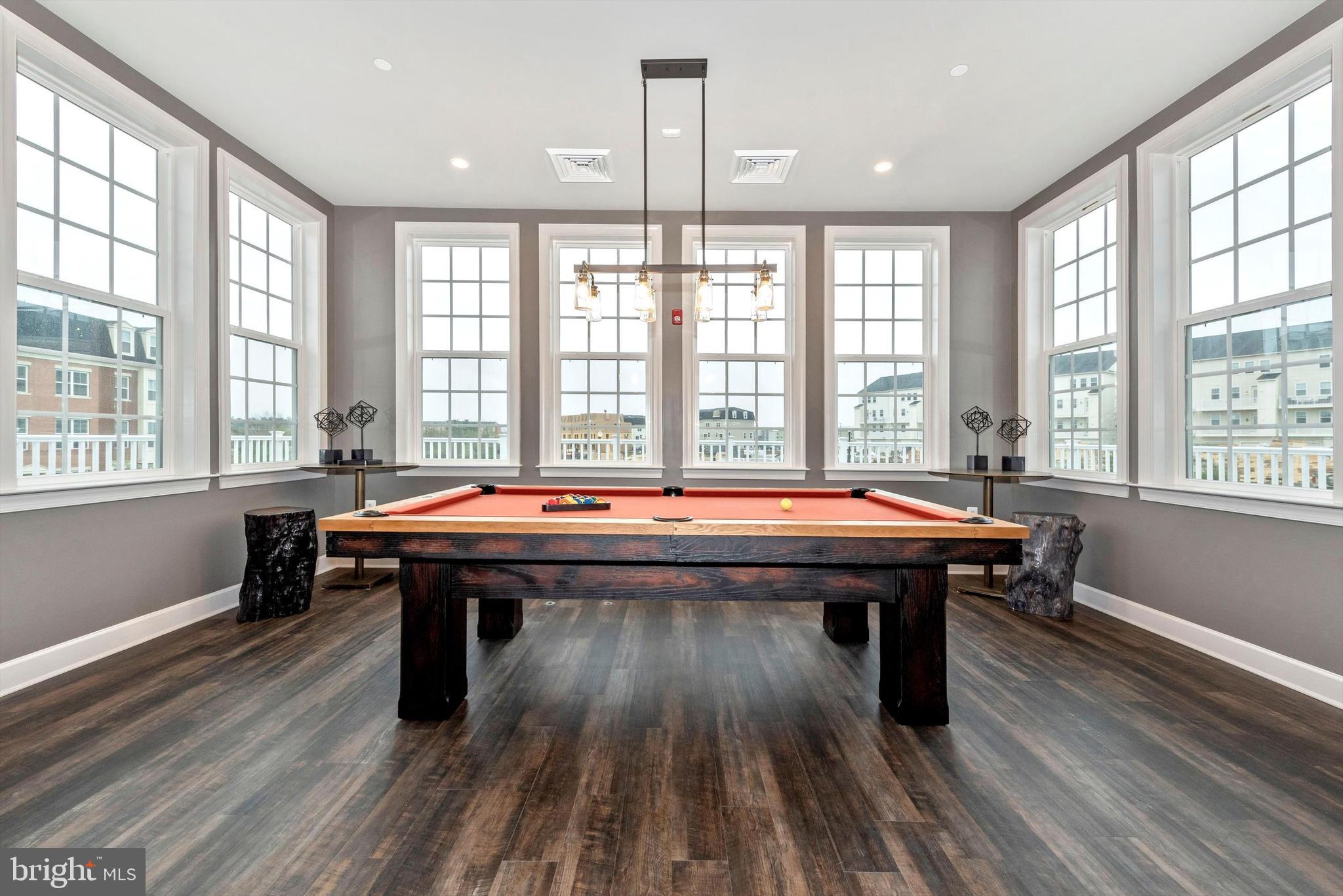 WESTVIEW SOUTH - Residential