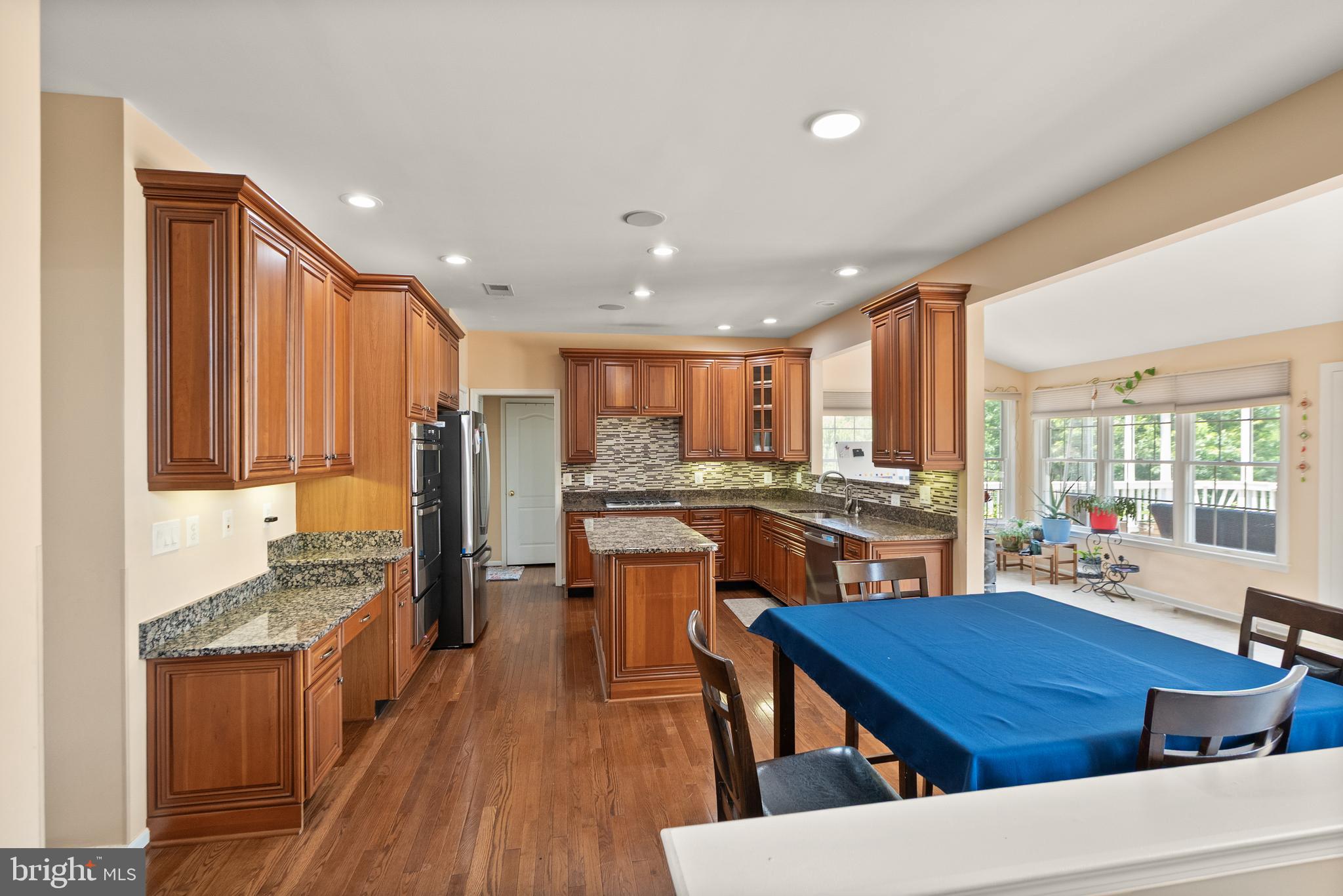 BELMONT COUNTRY CLUB - Residential