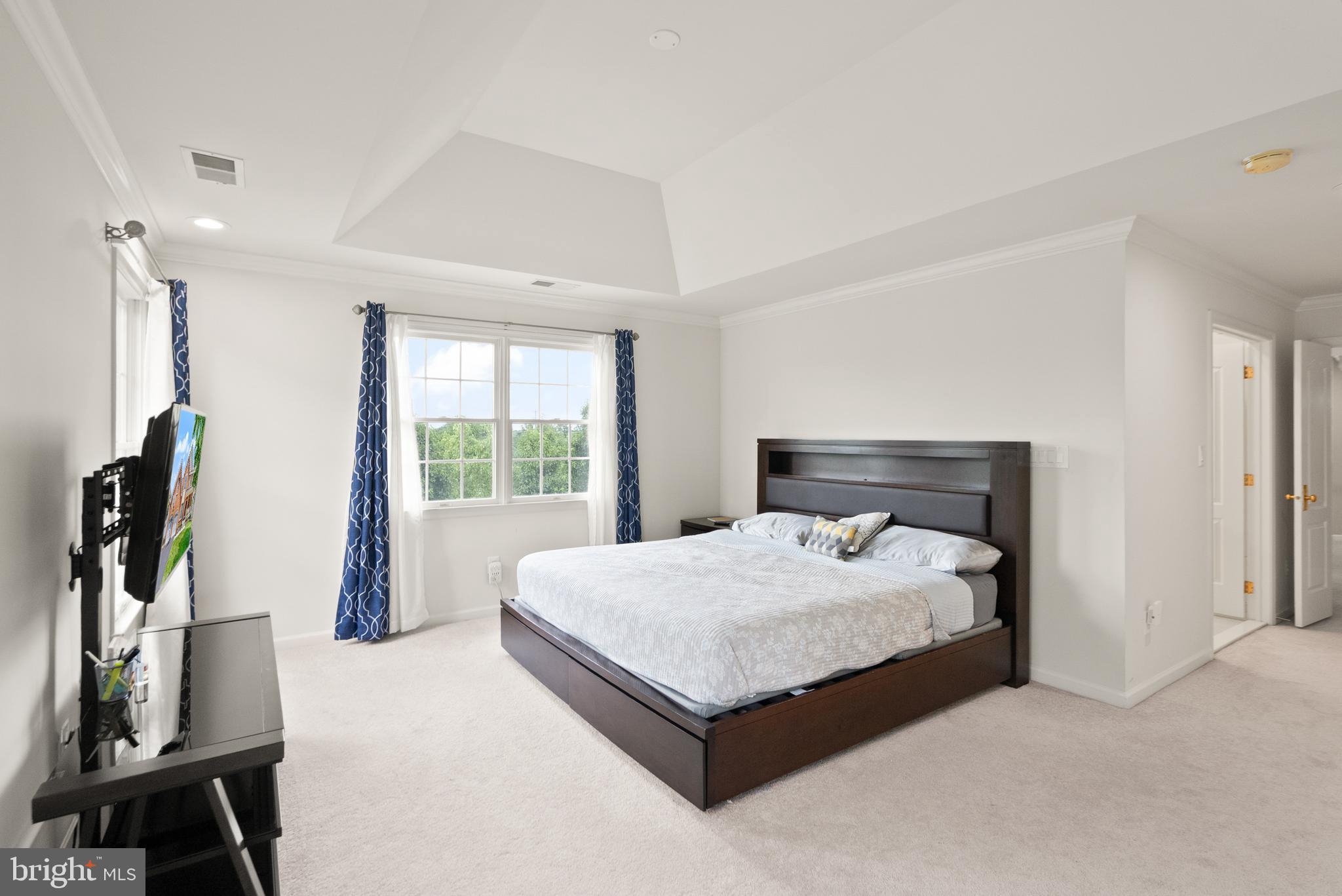 BELMONT COUNTRY CLUB - Residential